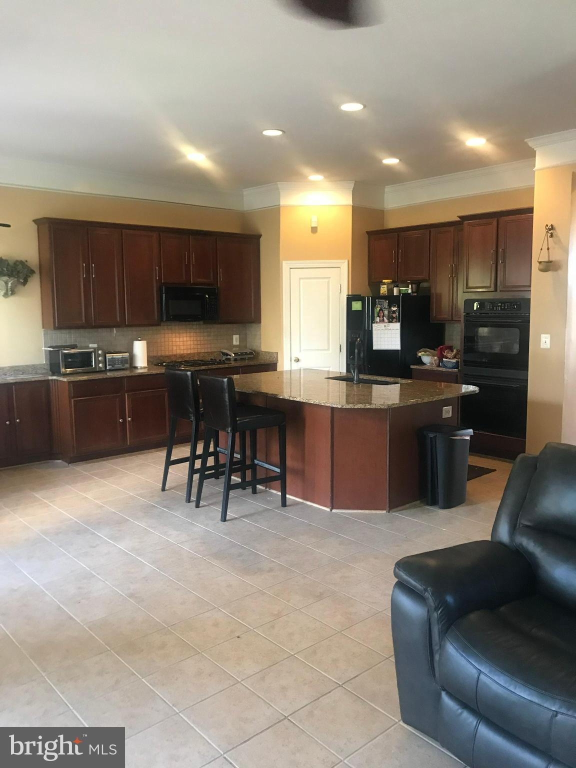 BROADLANDS SOUTH - Residential