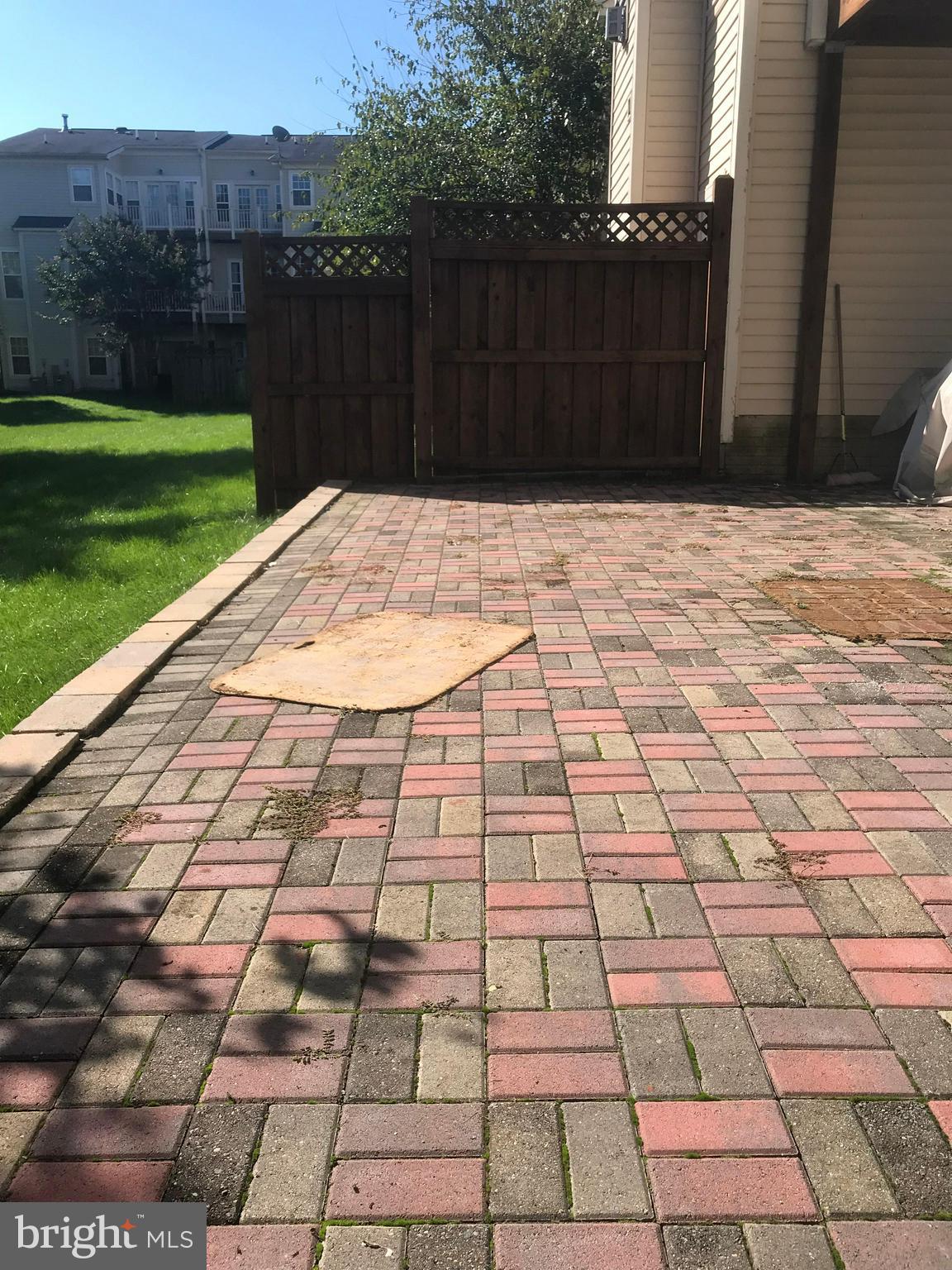 BROADLANDS SOUTH - Residential