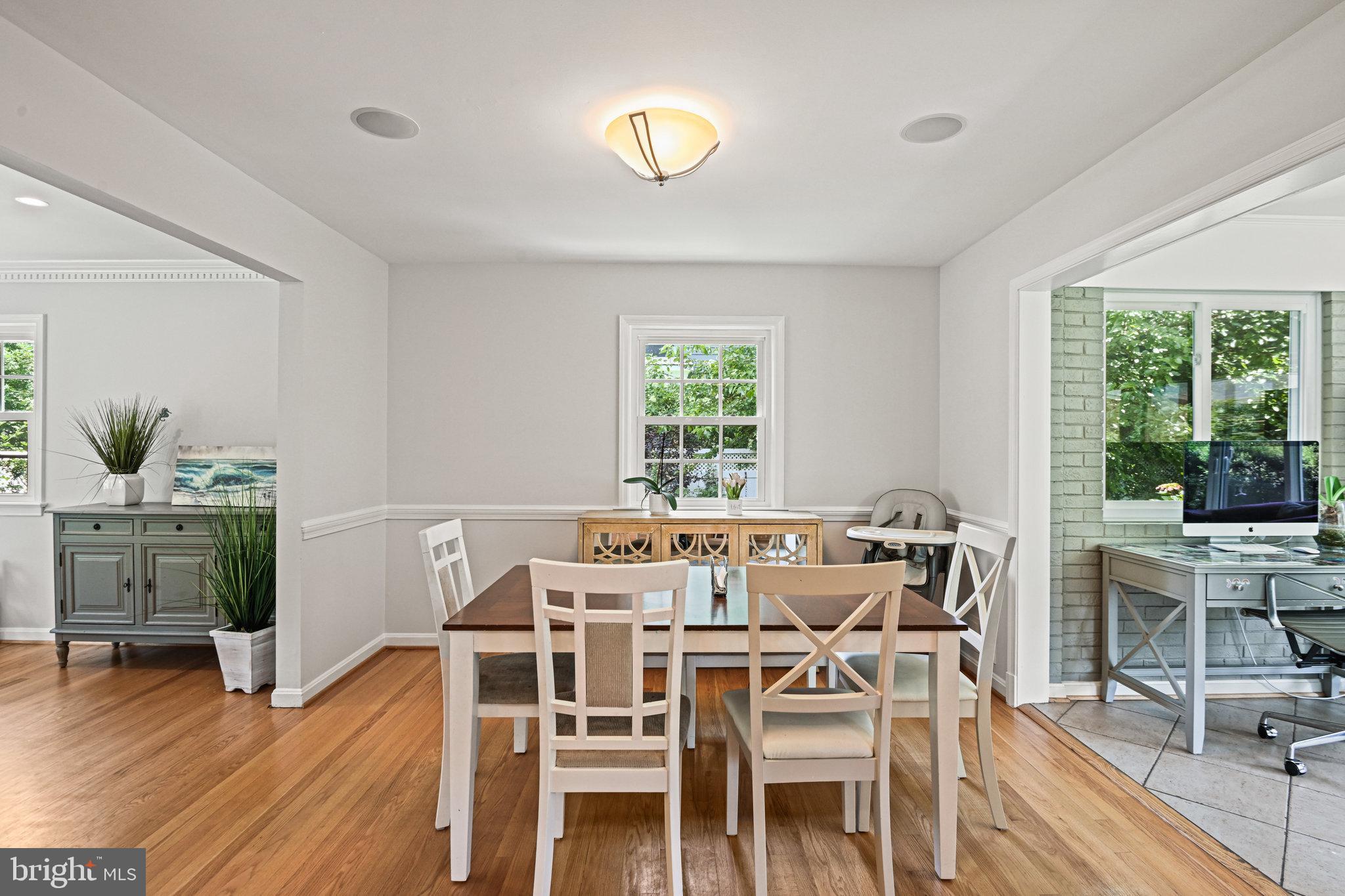 OAKDALE PARK - Residential