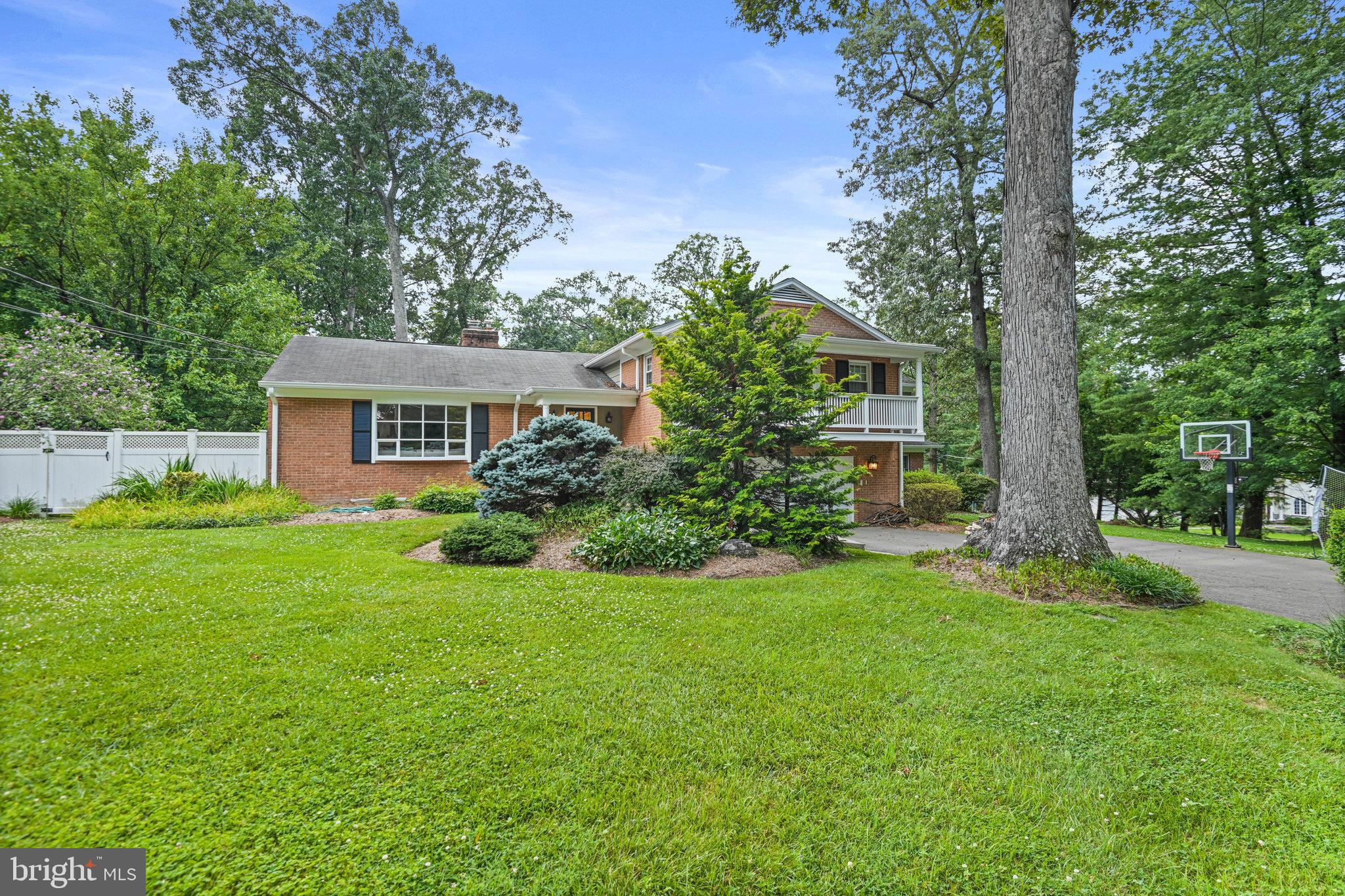 OAKDALE PARK - Residential