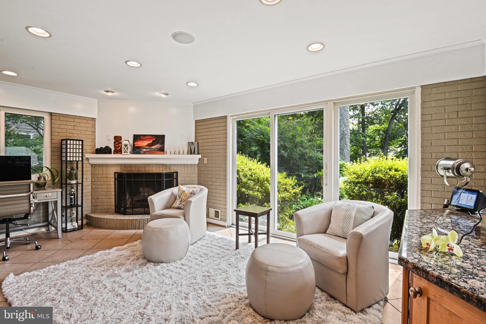 OAKDALE PARK - Residential