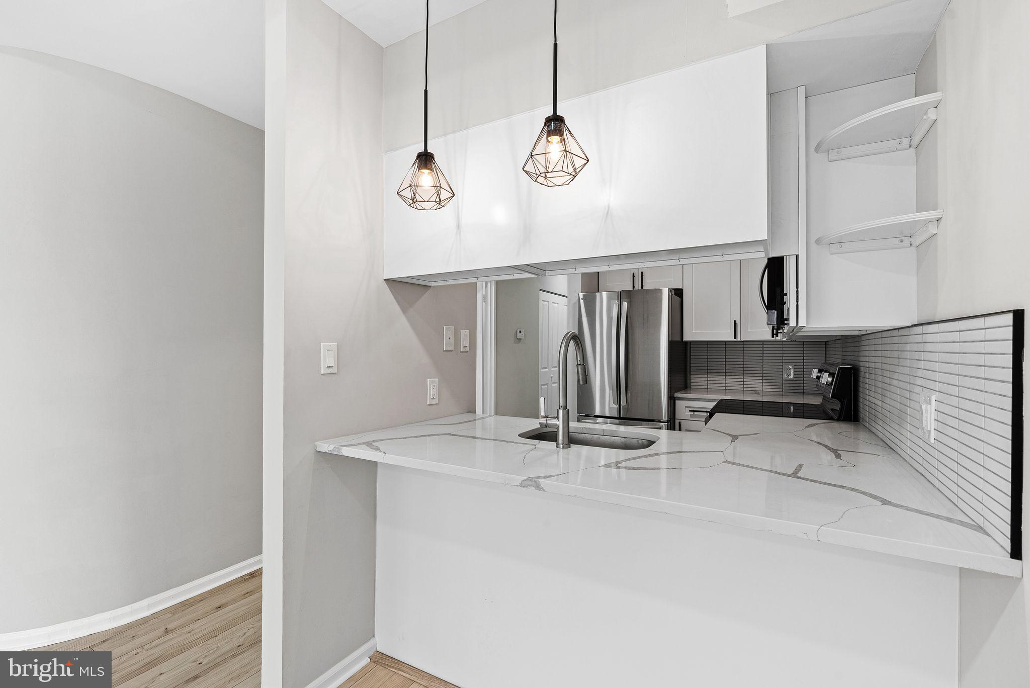 CLASSIC COURT - Residential