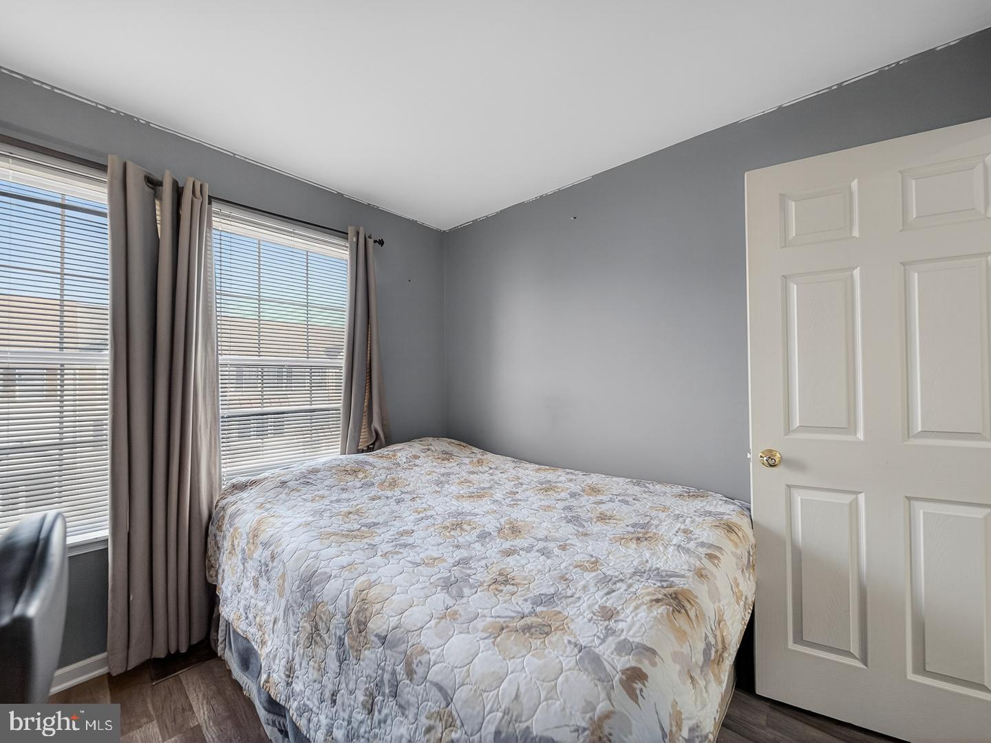 PARADISE - Residential Lease