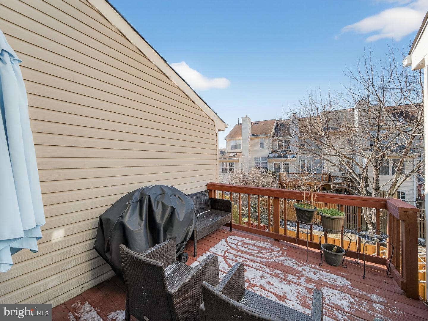 PARADISE - Residential Lease