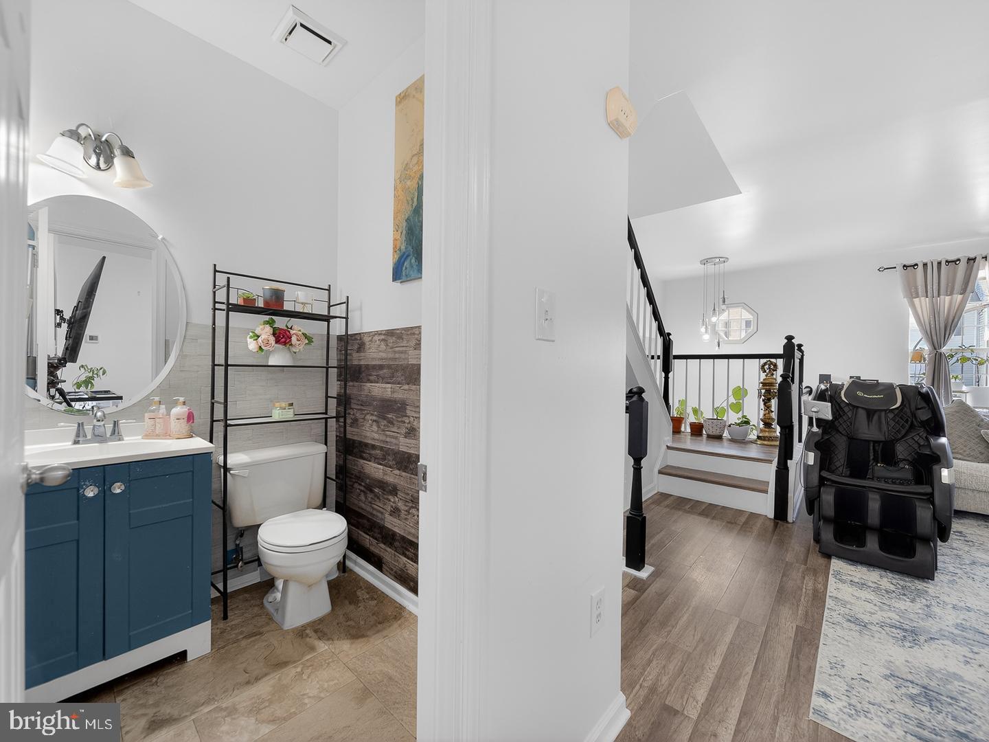 PARADISE - Residential Lease