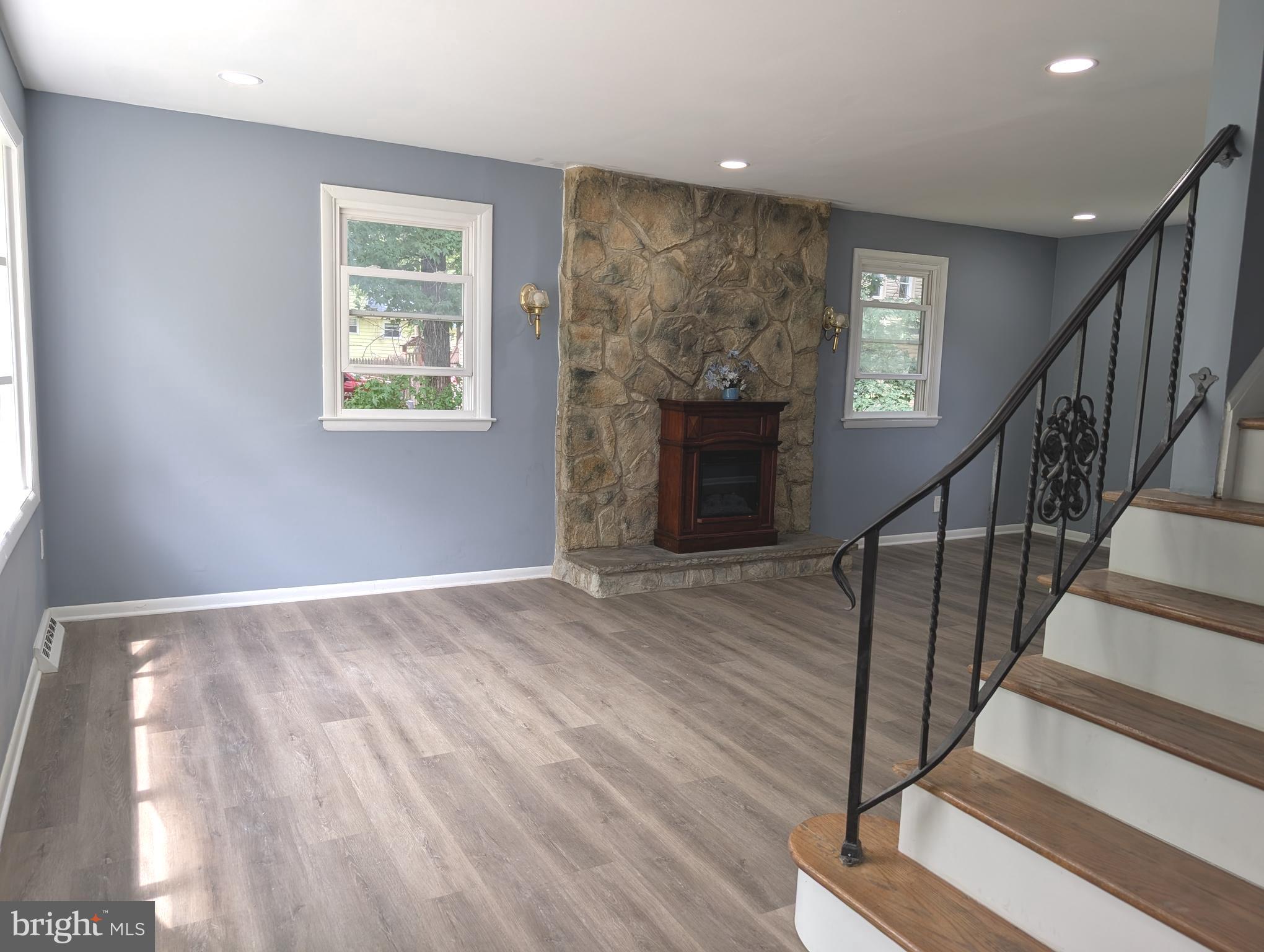 218 E SOMERDALE ROAD