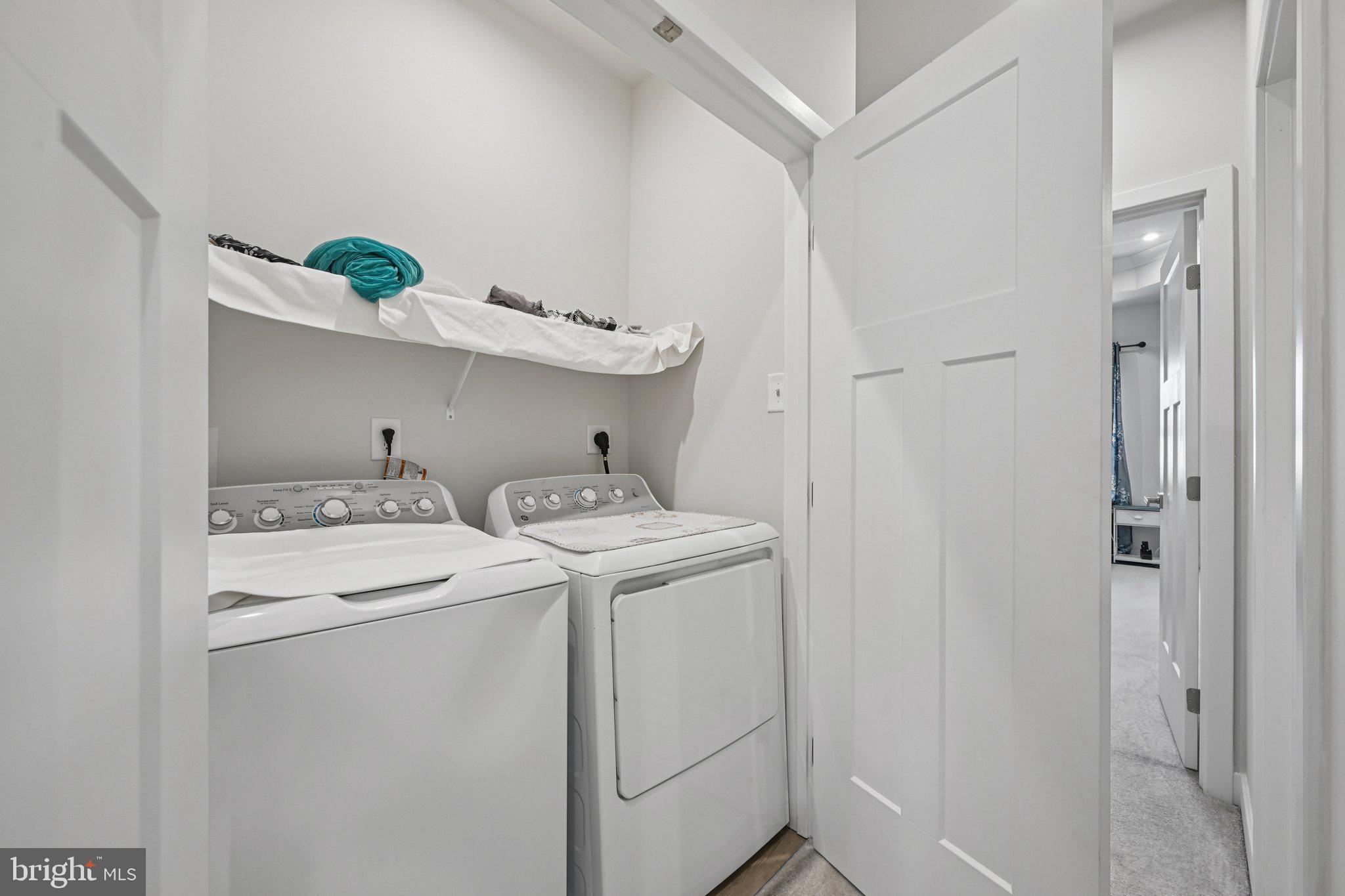 EXTON WALK TOWNS - Residential