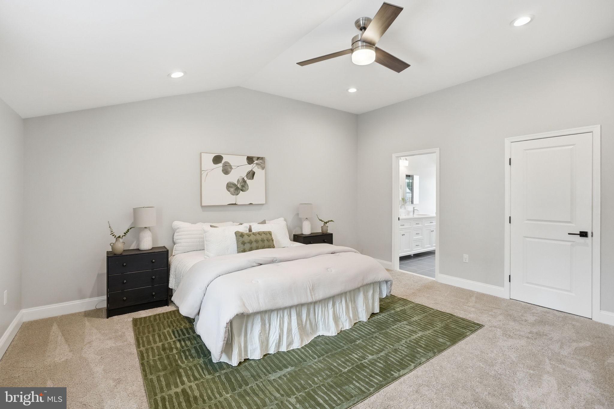 BROYHILL CREST - Residential