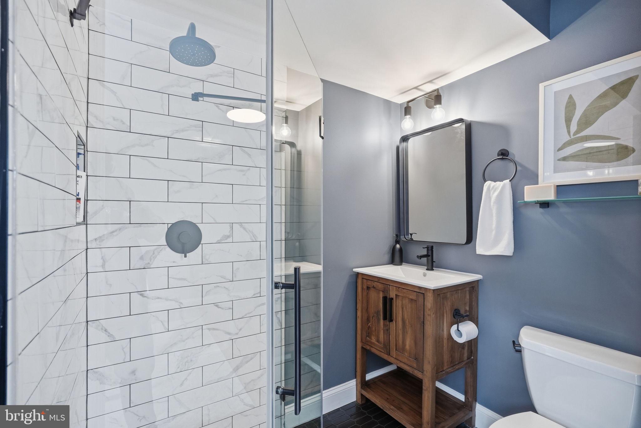 BROYHILL CREST - Residential