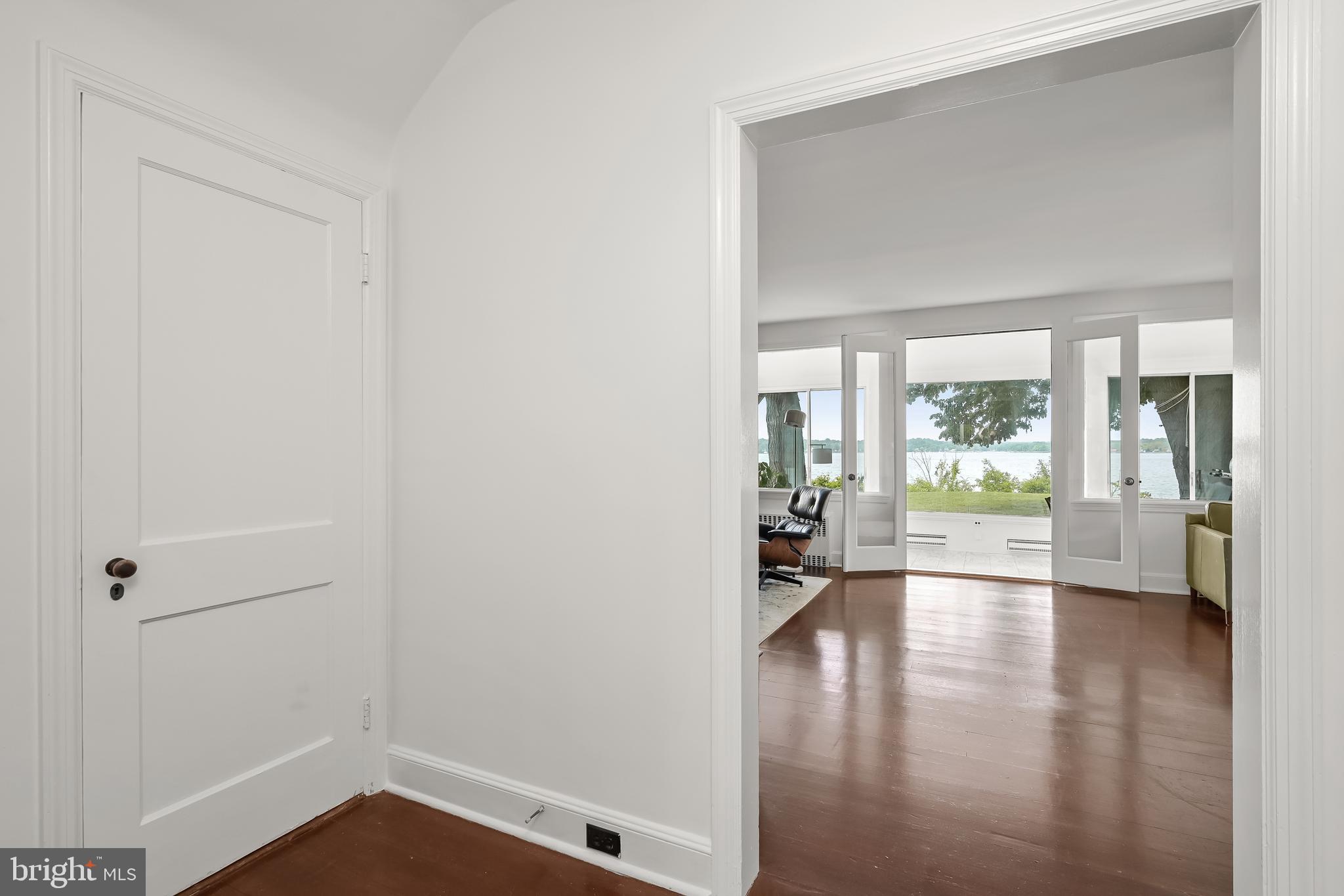 GIBSON ISLAND - Residential