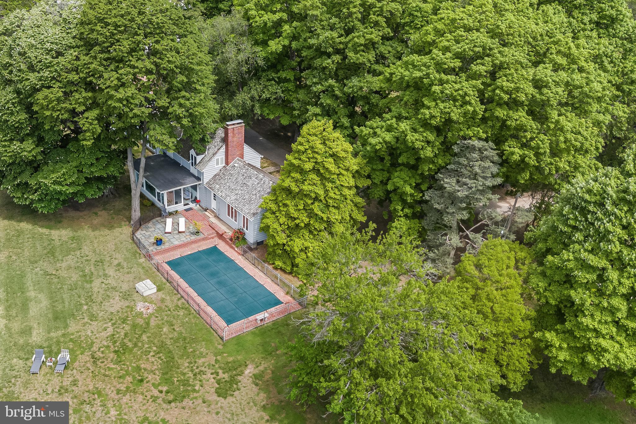 GIBSON ISLAND - Residential