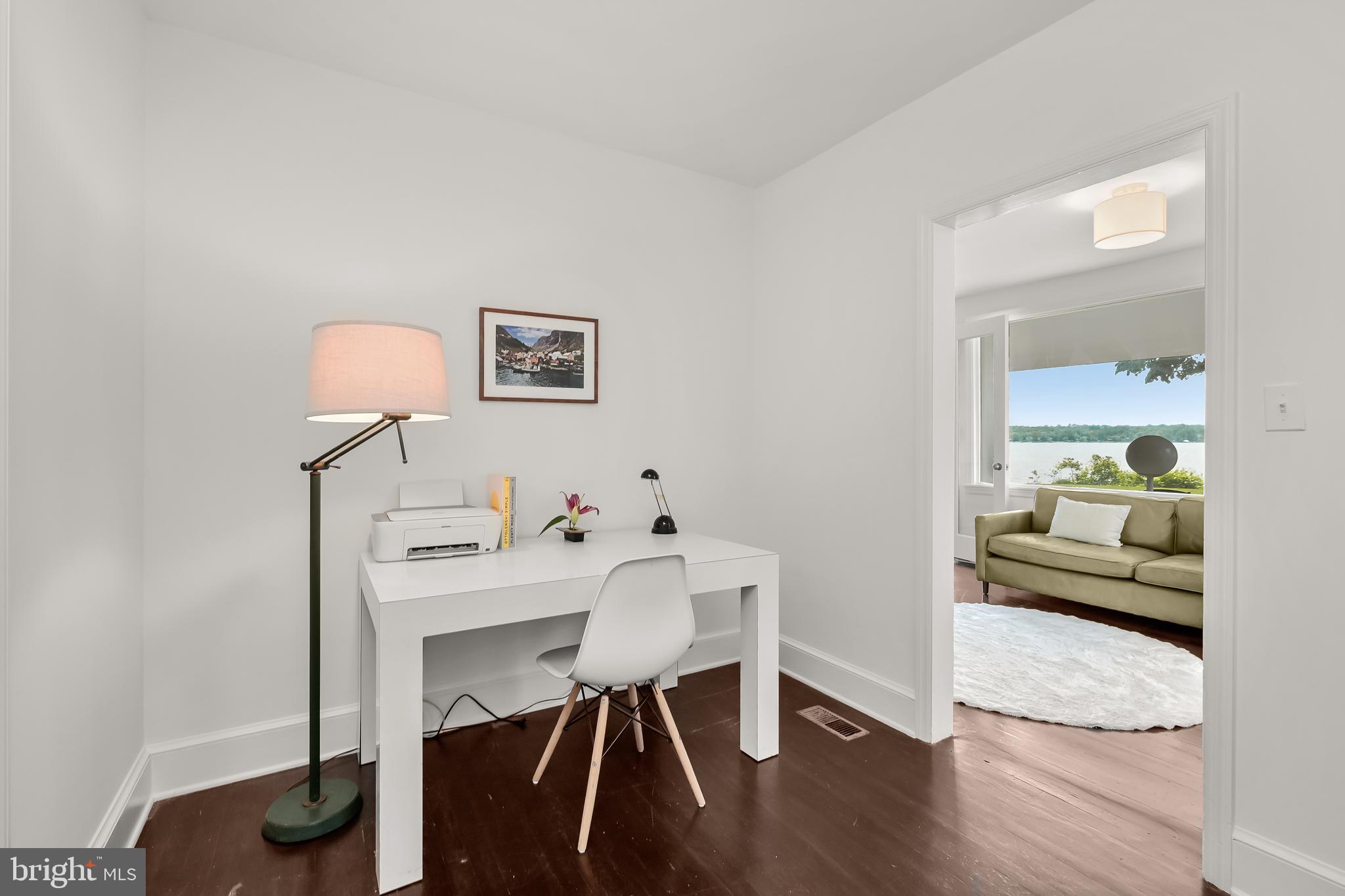 GIBSON ISLAND - Residential