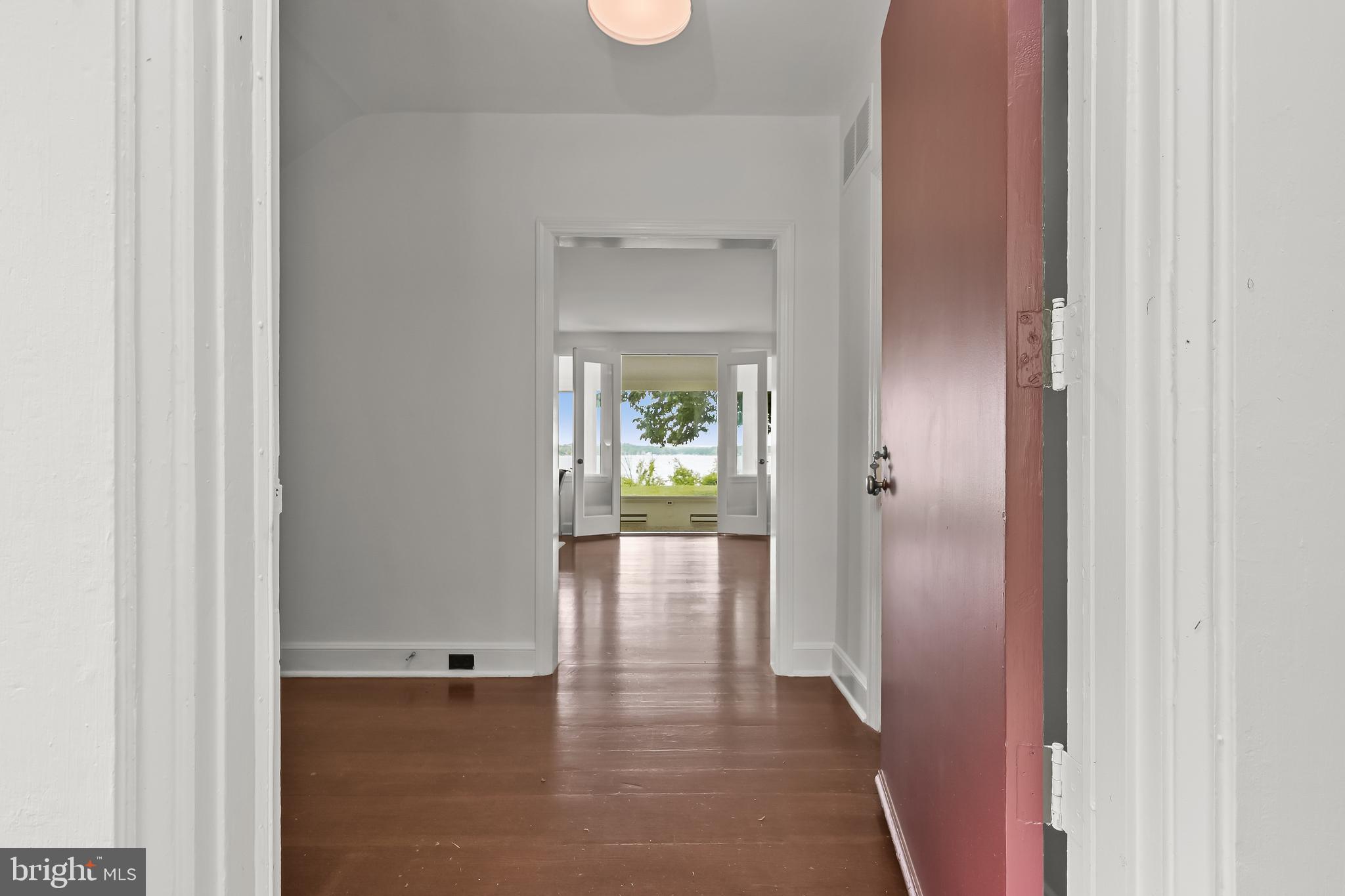 GIBSON ISLAND - Residential