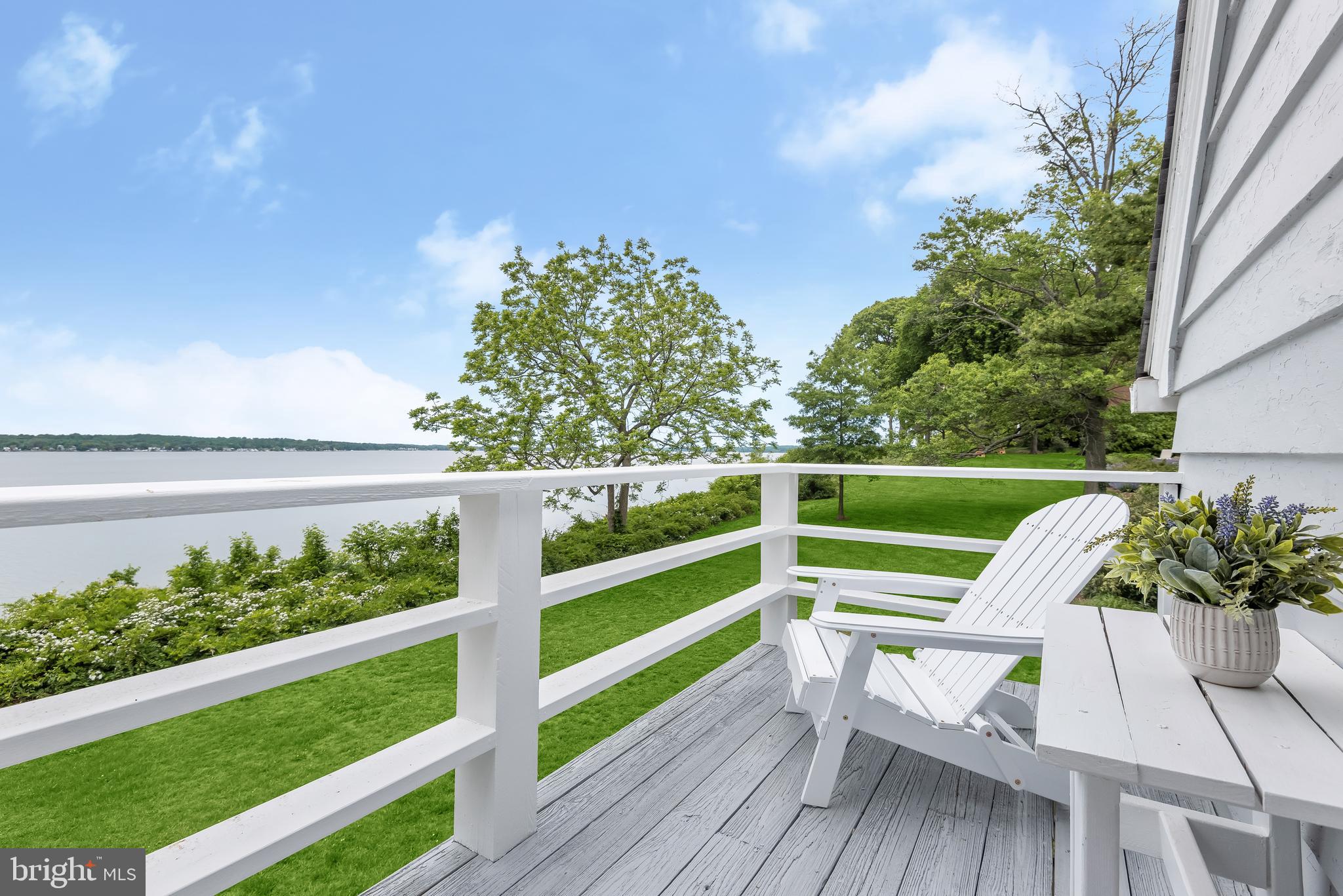 GIBSON ISLAND - Residential