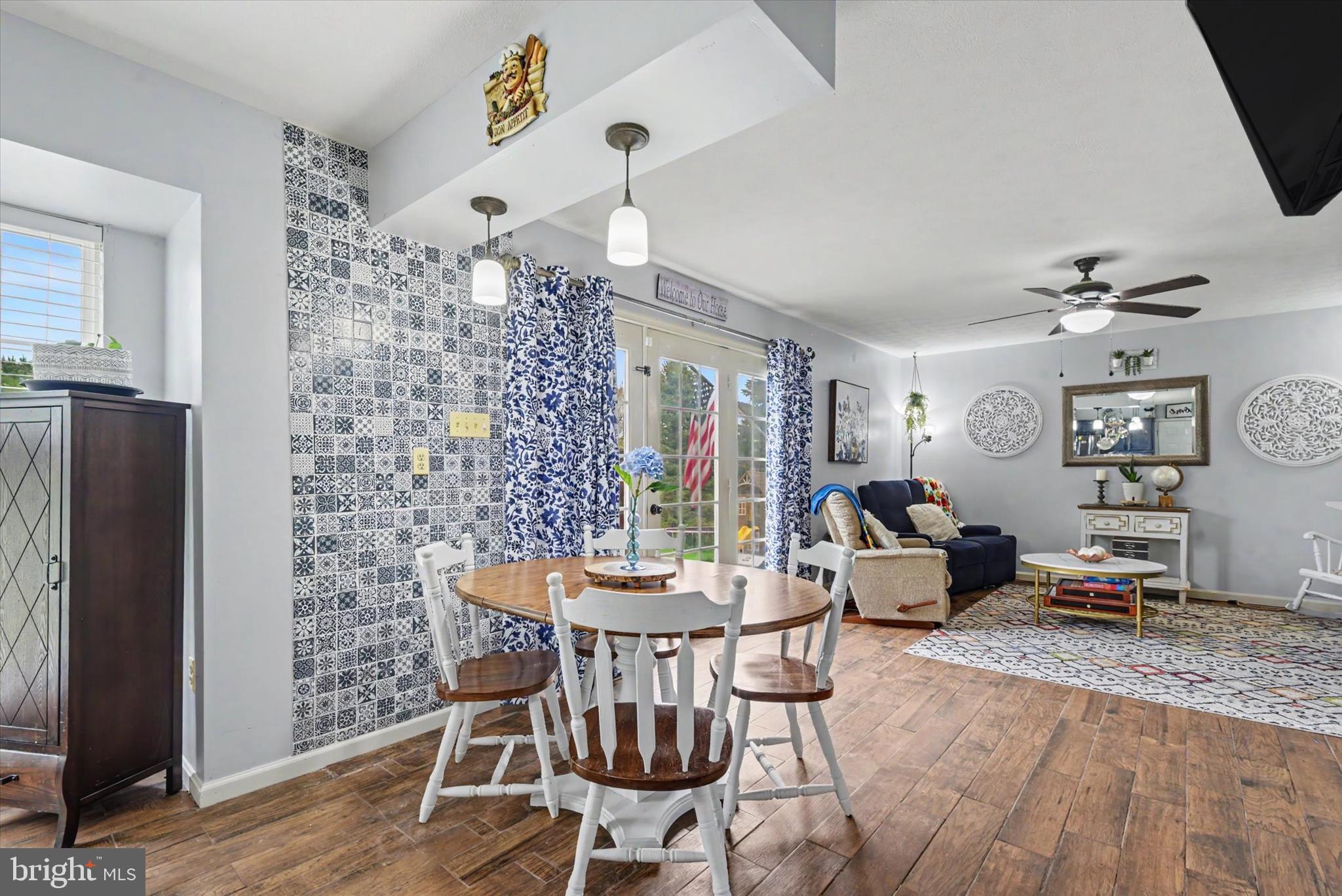 OAKMONT GREEN - Residential