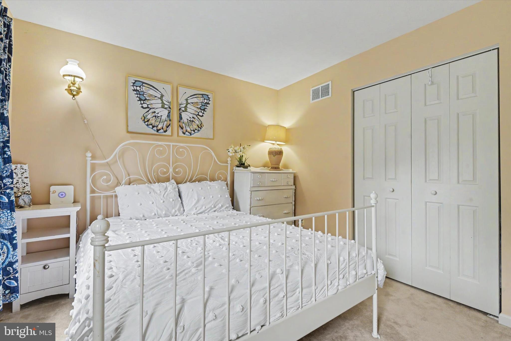 OAKMONT GREEN - Residential