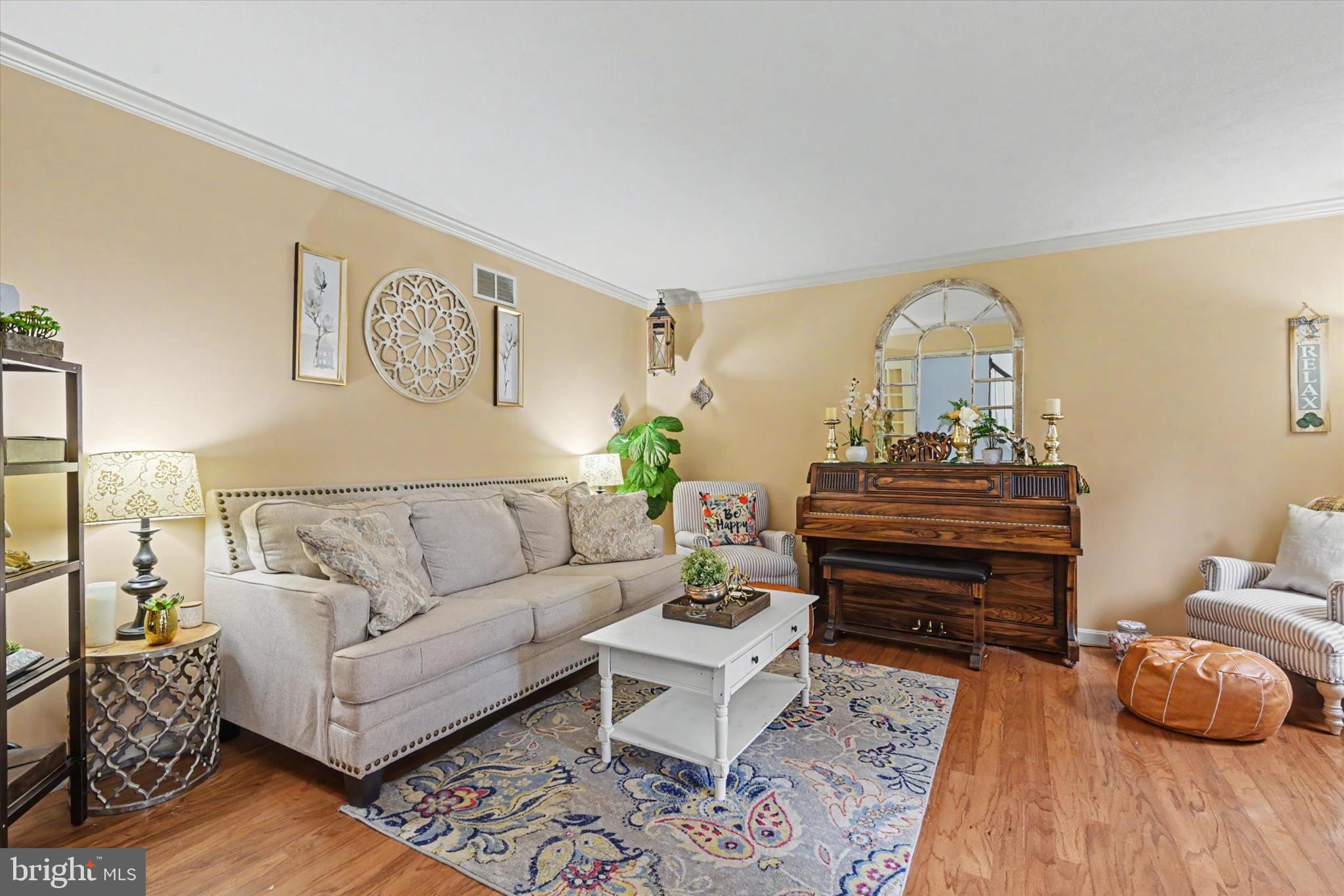 OAKMONT GREEN - Residential