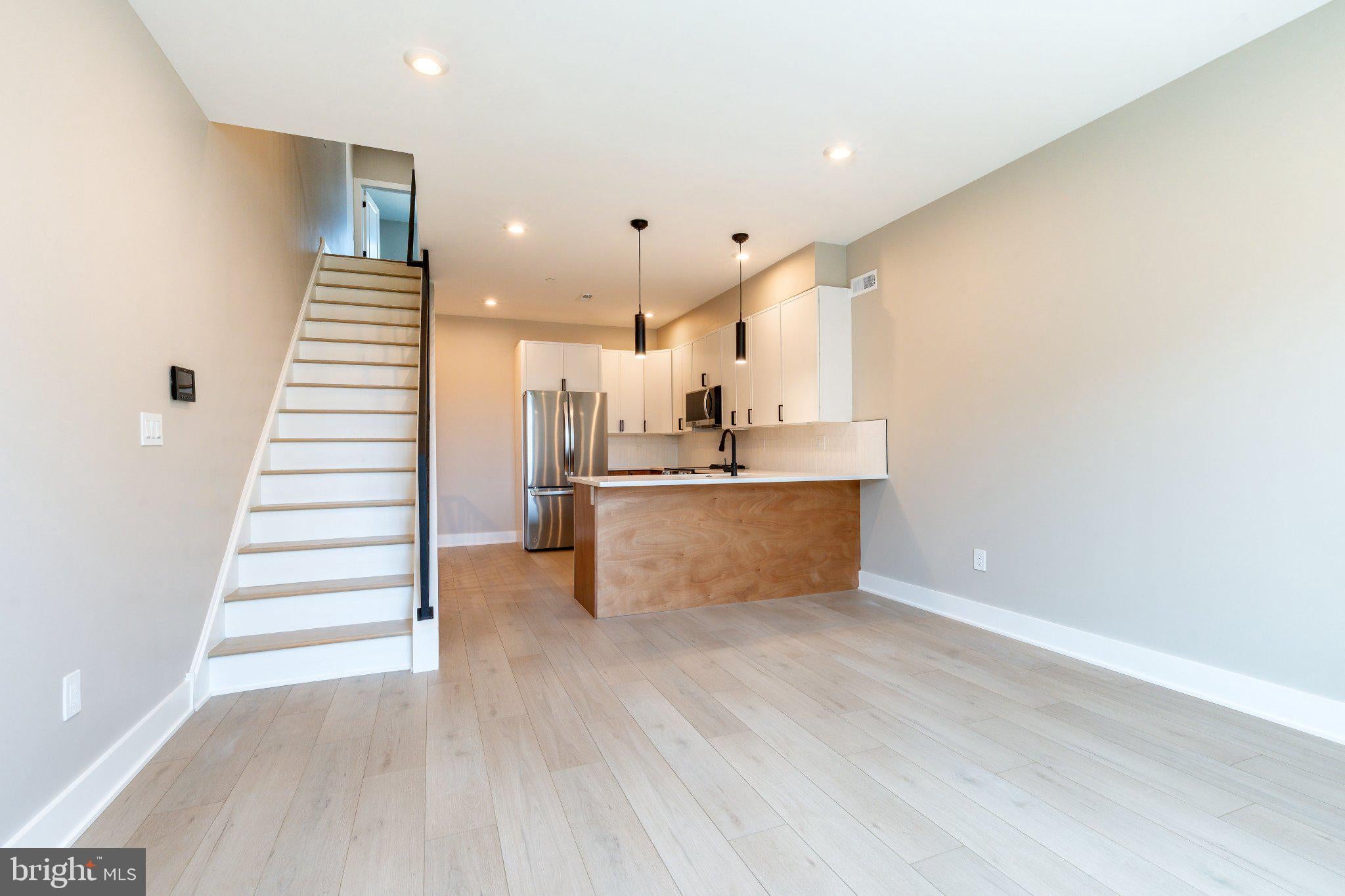 2406 N 3RD STREET