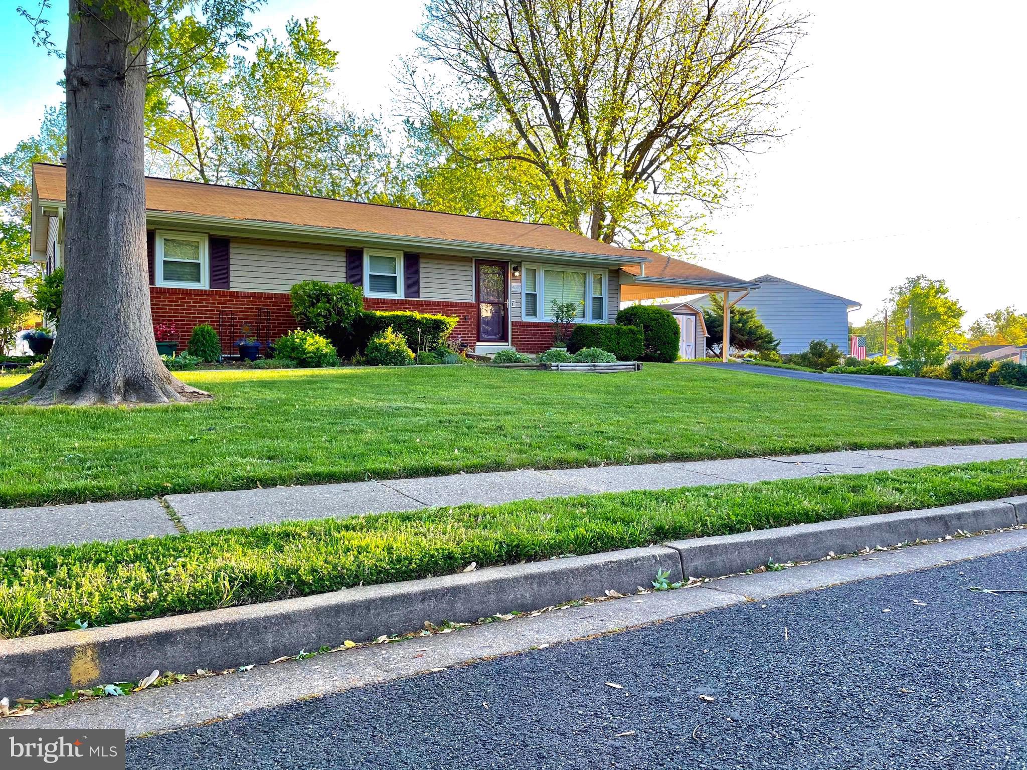 PRINCE WILLIAM ESTATES - Residential