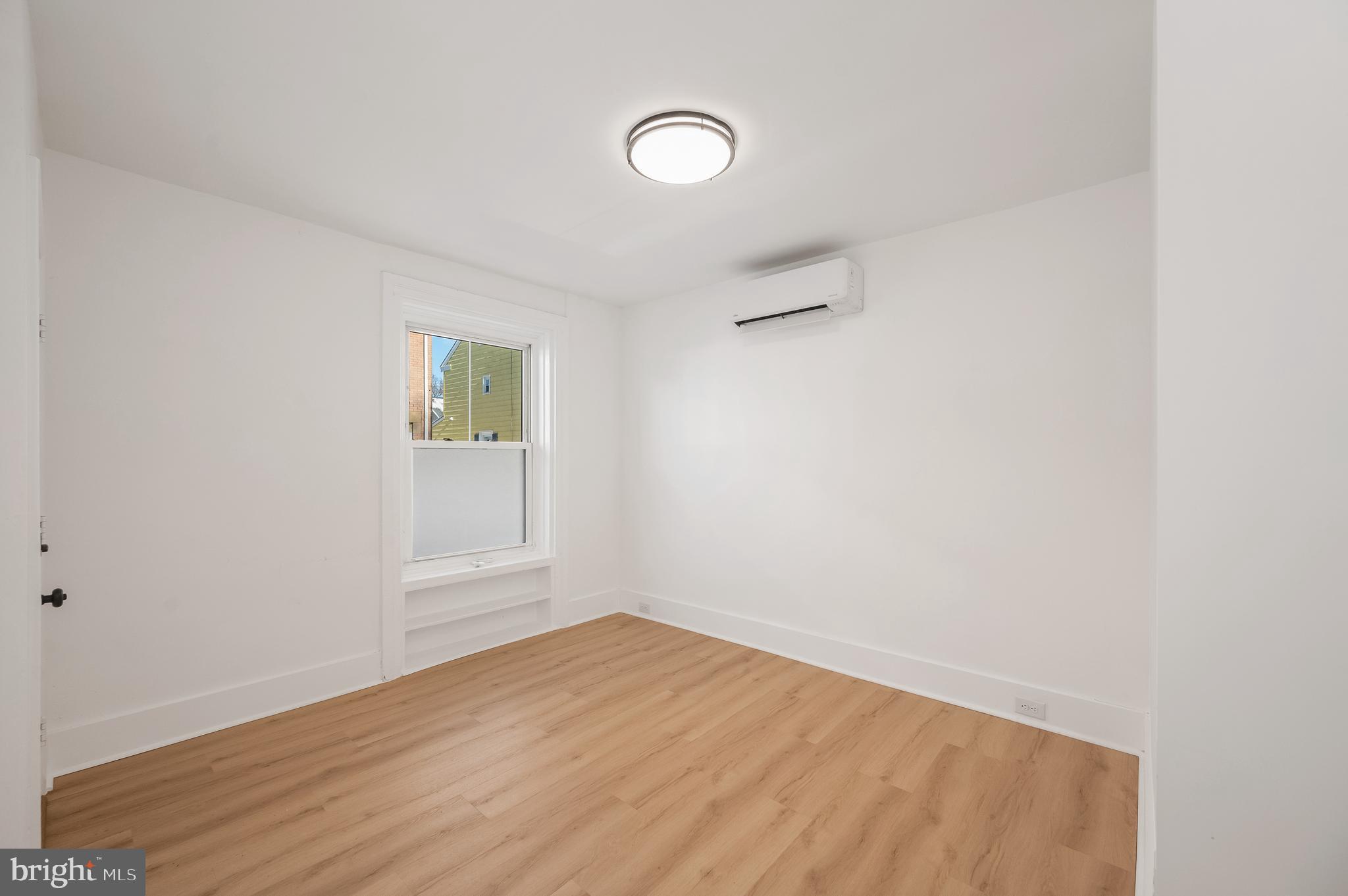 264 WALNUT STREET