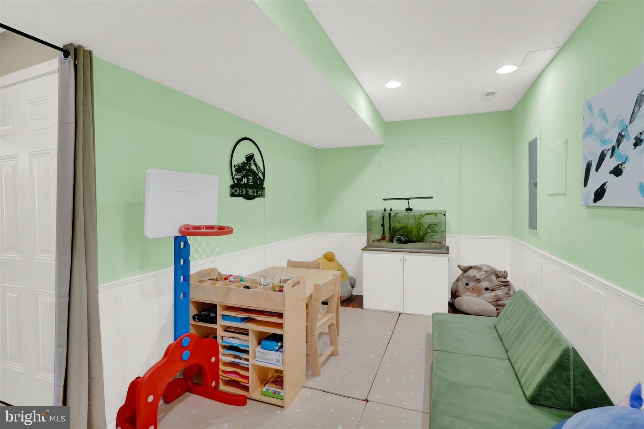 BEDMINSTER CROSSING - Residential