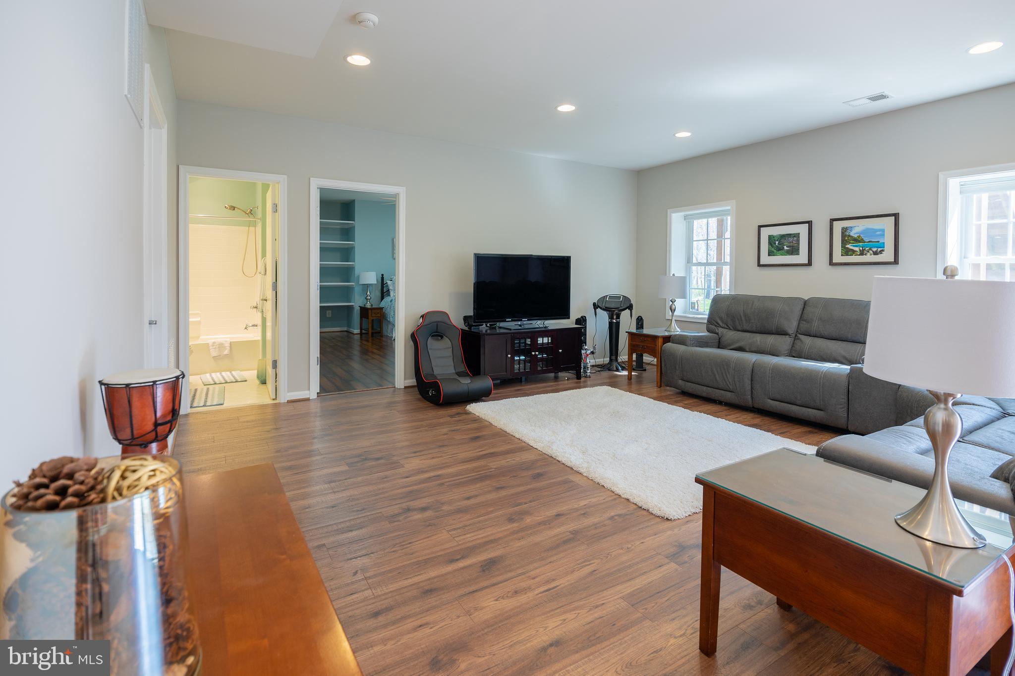 BRAMBLETON - Residential