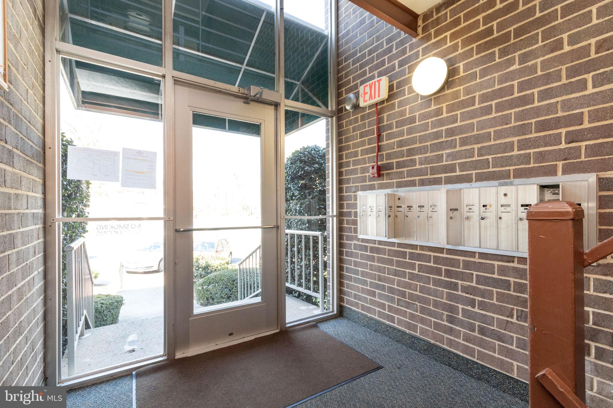 OCCOQUAN RIDGE CONDO - Residential Lease