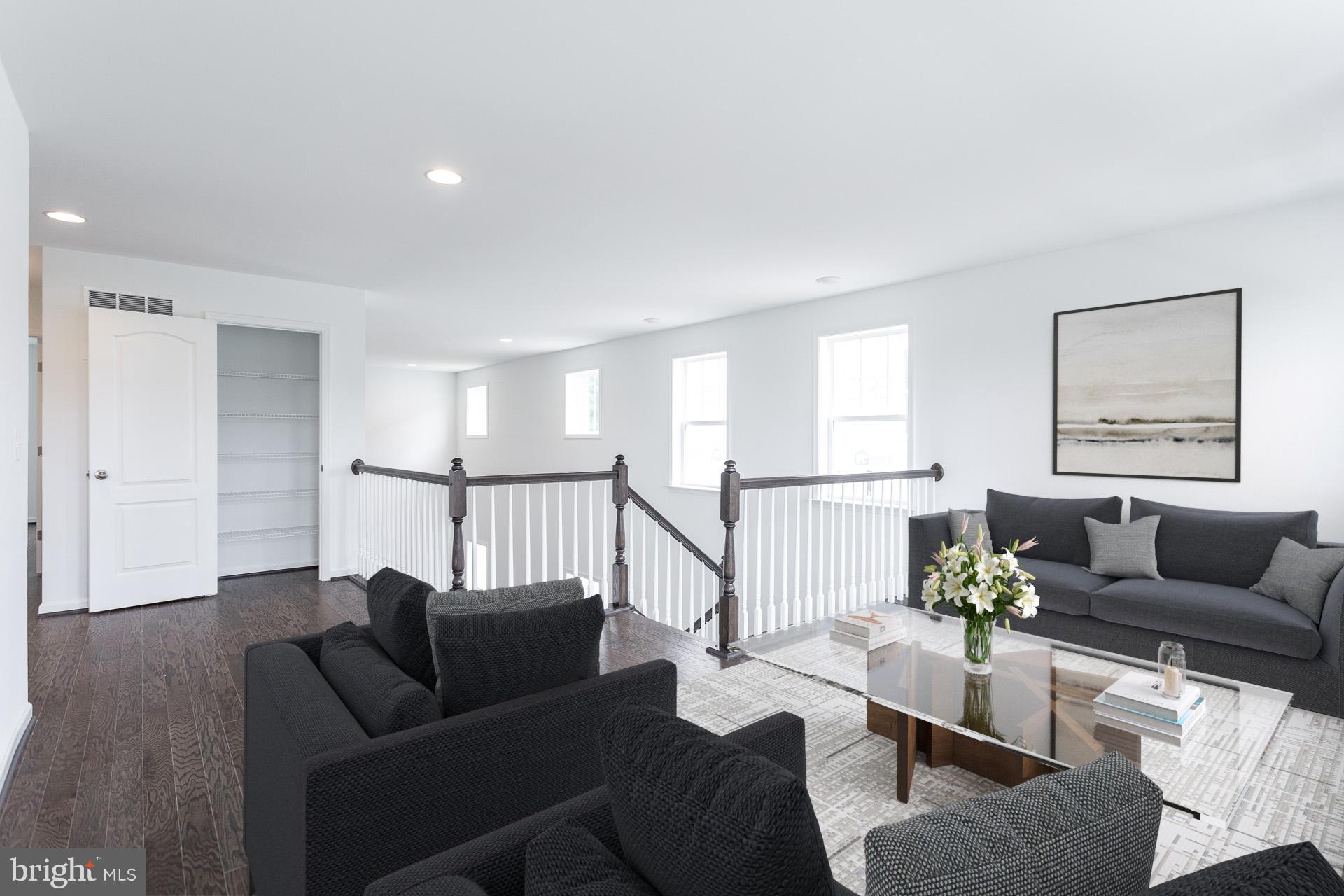 HUNTFIELD - Residential