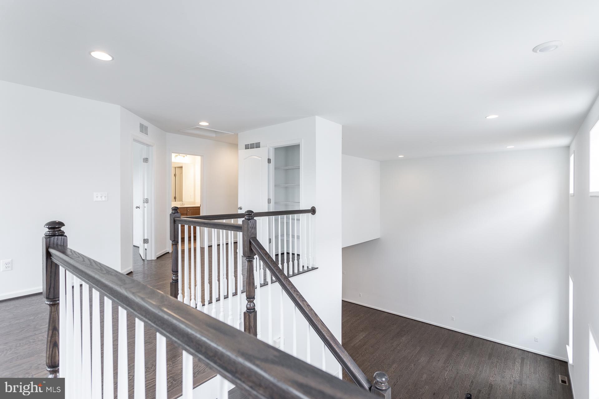 HUNTFIELD - Residential