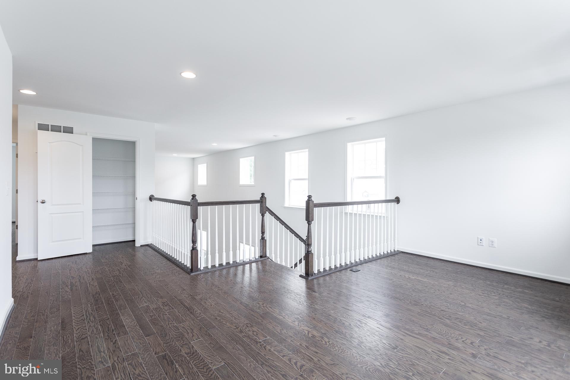 HUNTFIELD - Residential