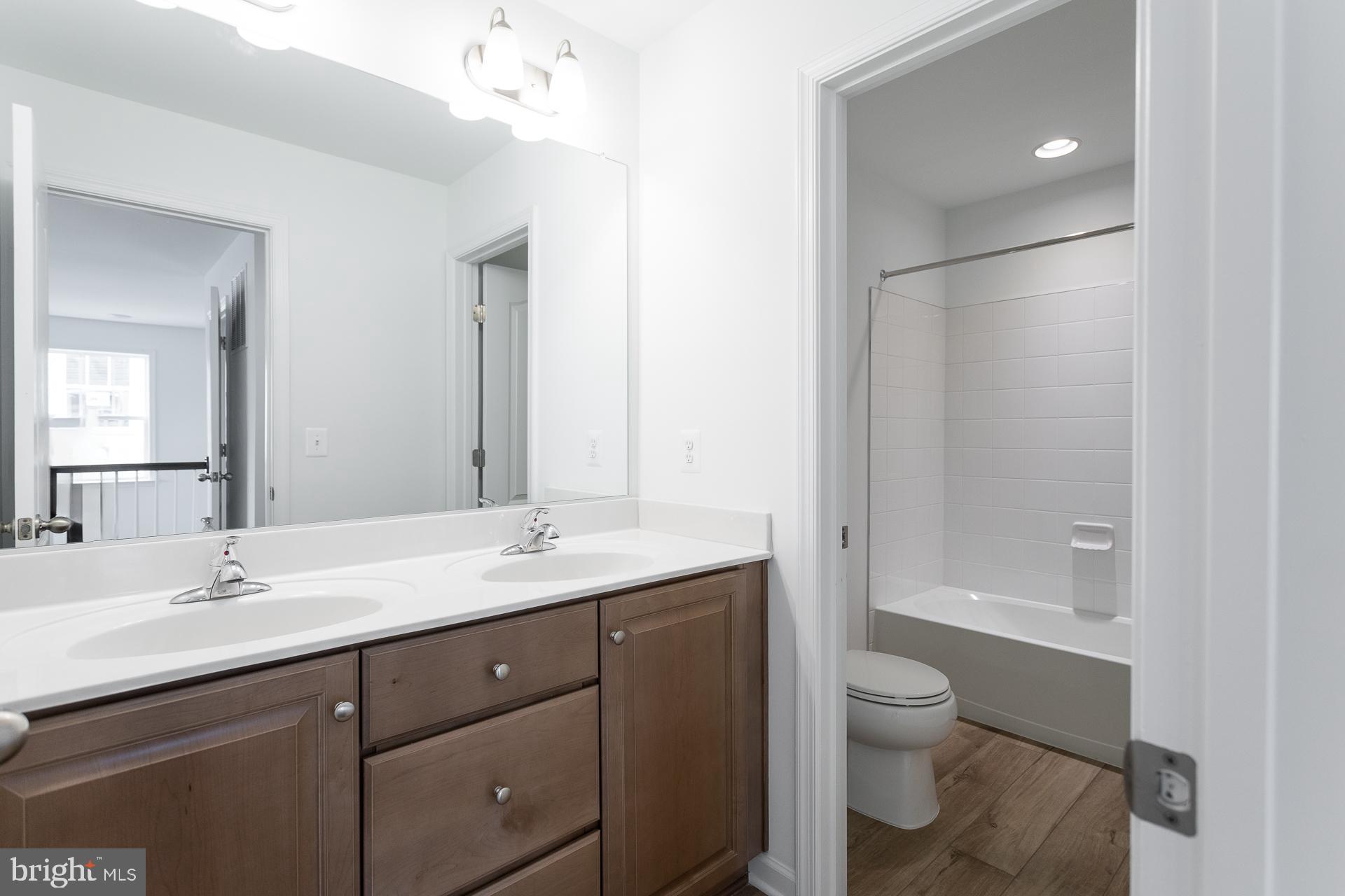 HUNTFIELD - Residential