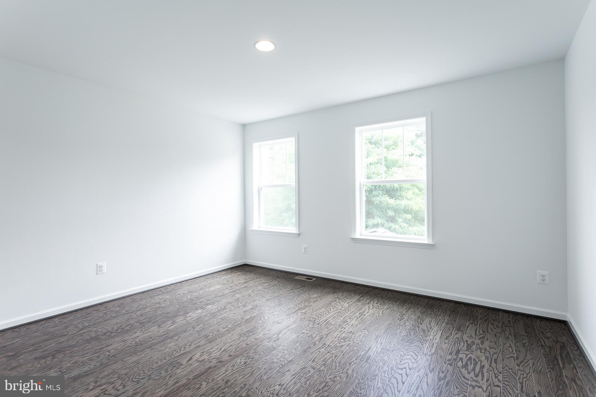 HUNTFIELD - Residential