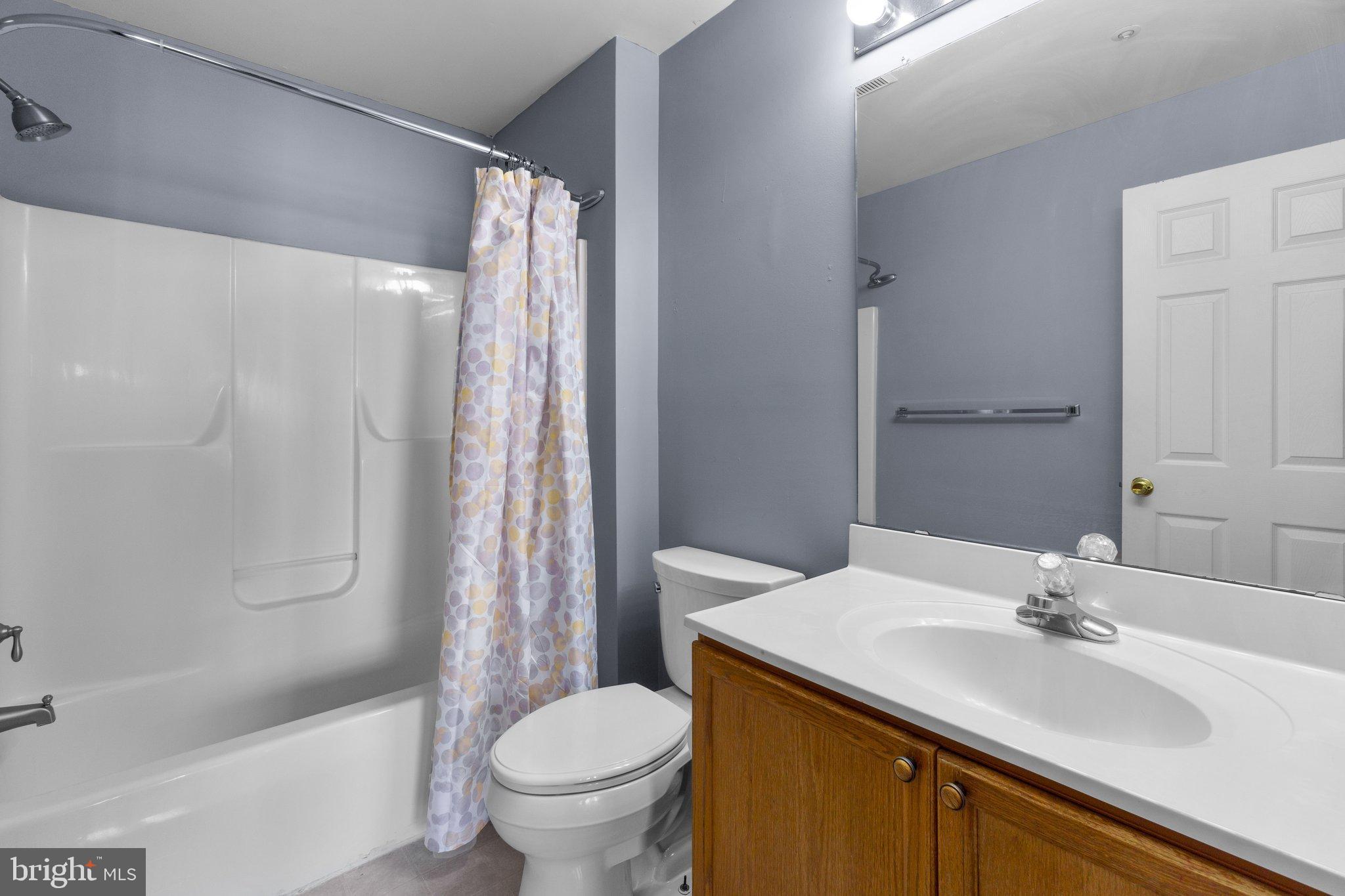 WATERSIDE - Residential Lease