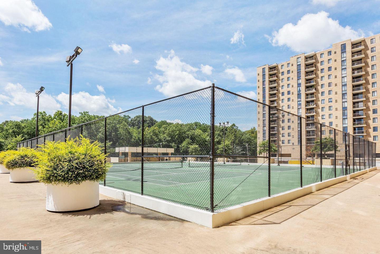 CENTURY SOUTH - Residential Lease