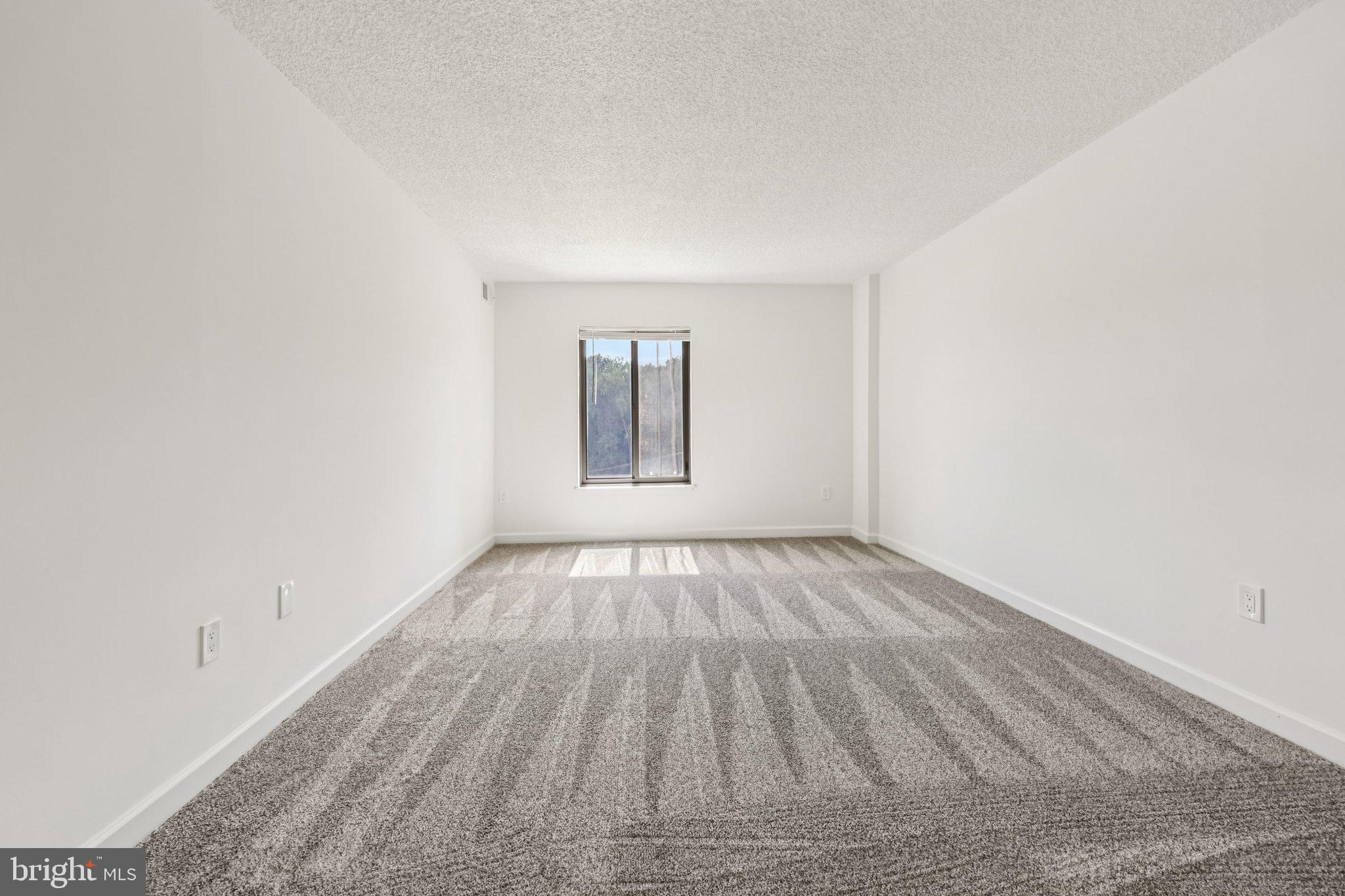 CENTURY SOUTH - Residential Lease