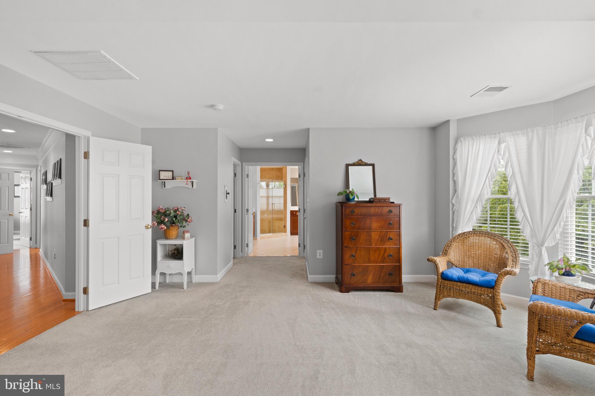 SOUTH VILLAGE - Residential
