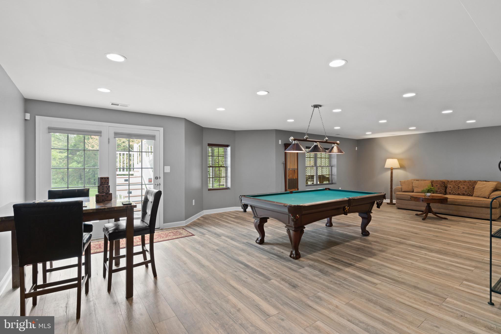SOUTH VILLAGE - Residential