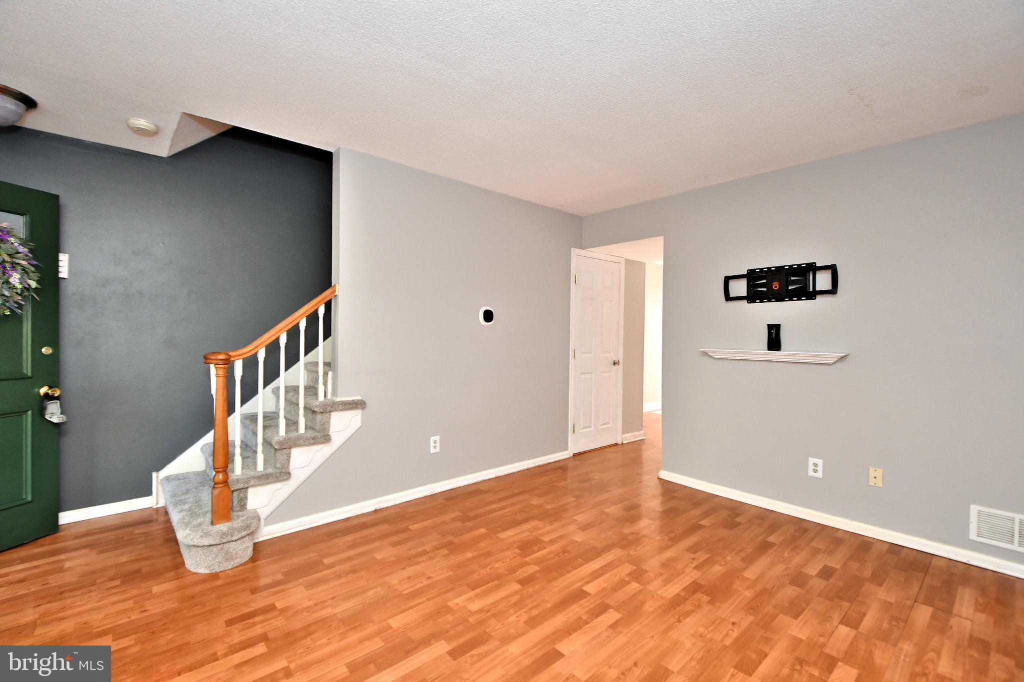 CHATHAM VIL OF TOW - Residential