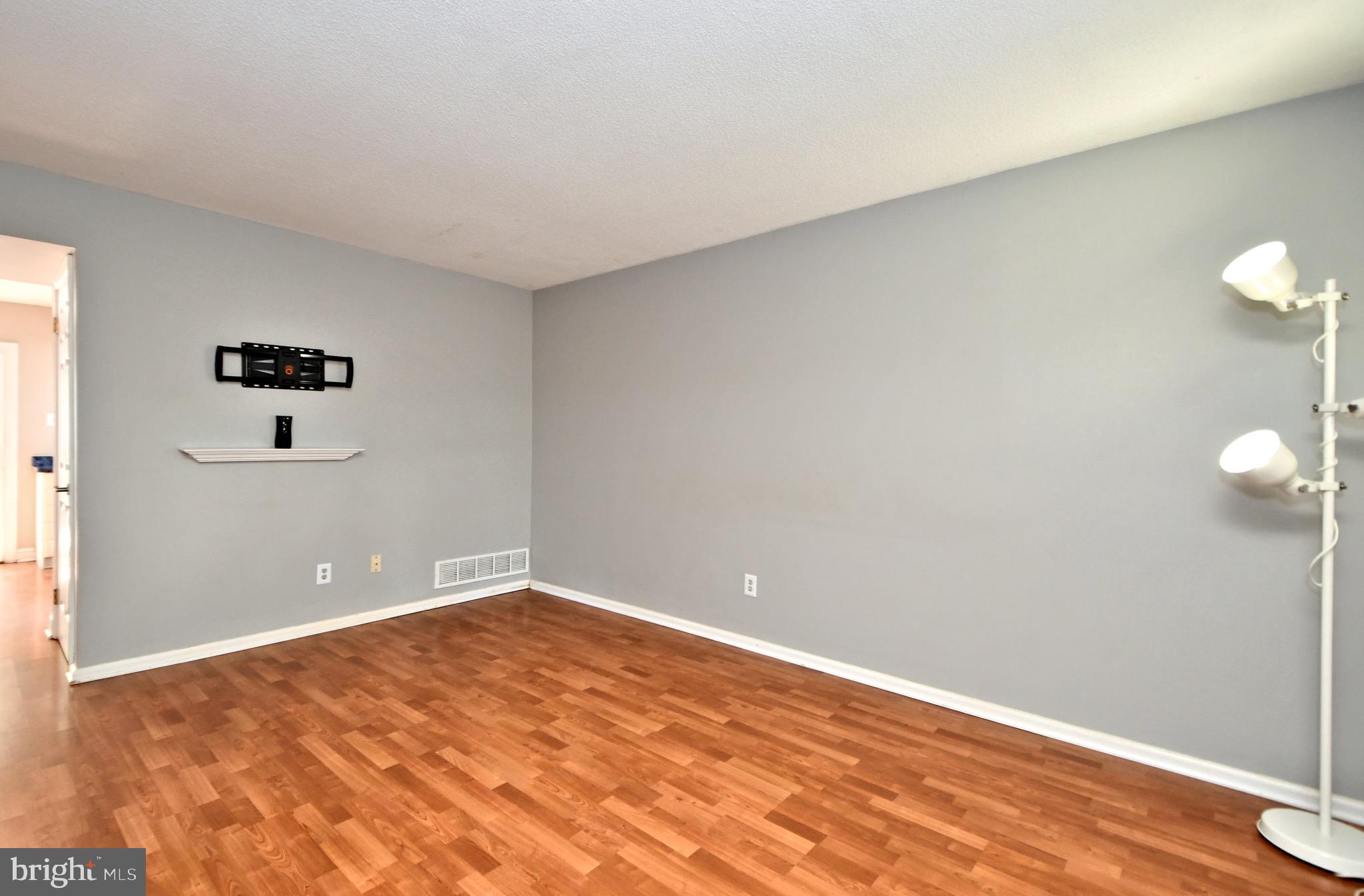 CHATHAM VIL OF TOW - Residential