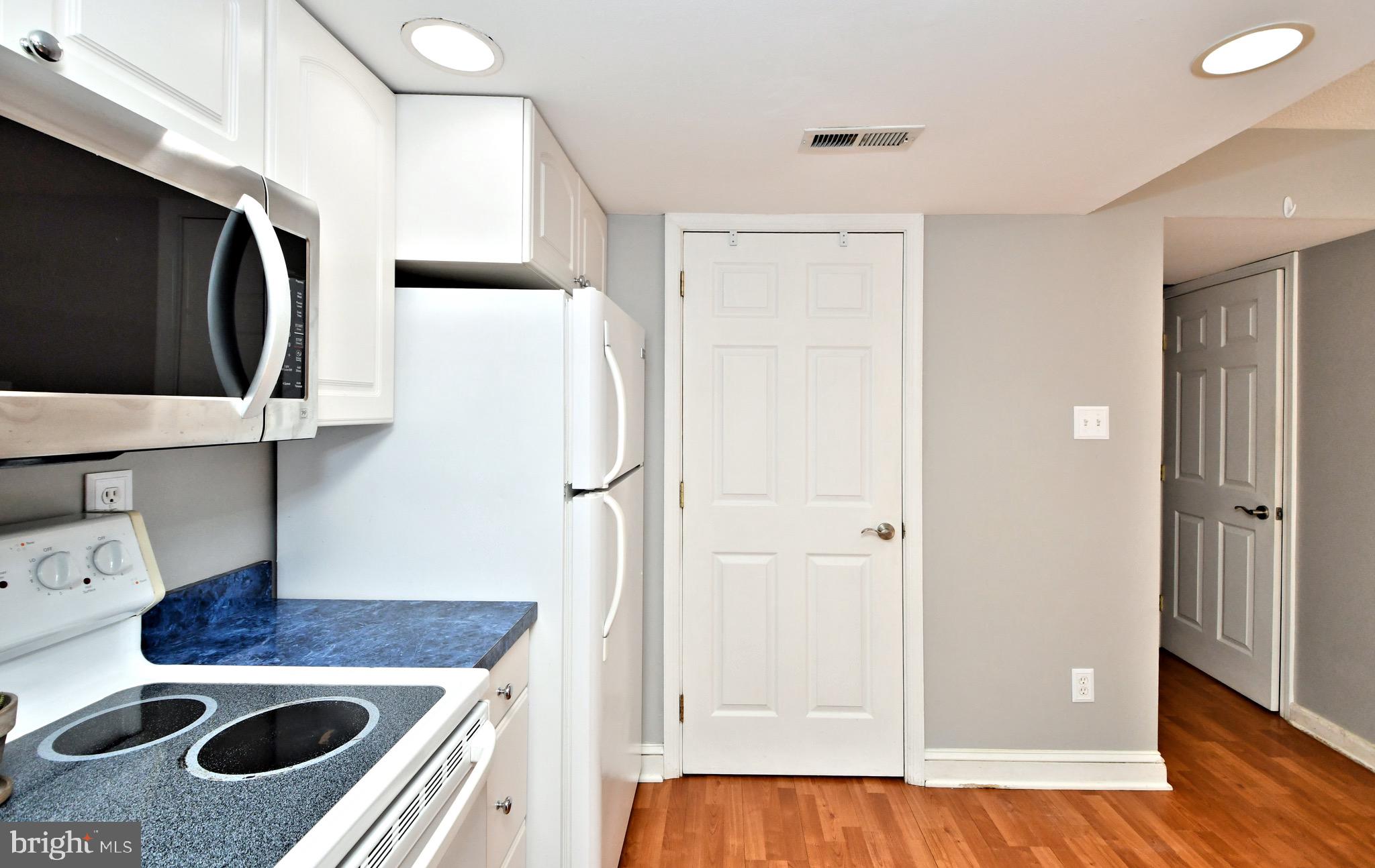 CHATHAM VIL OF TOW - Residential