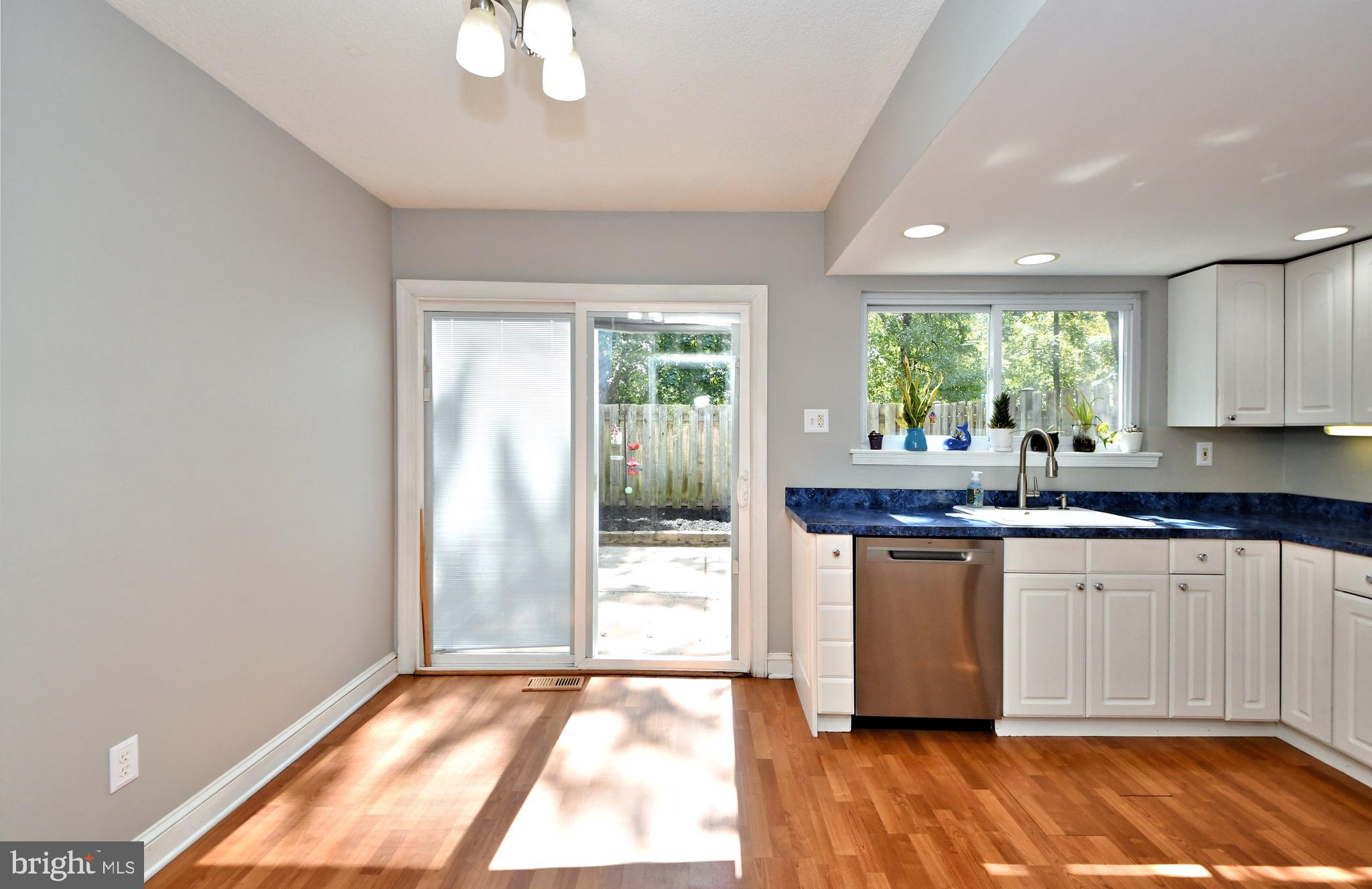 CHATHAM VIL OF TOW - Residential