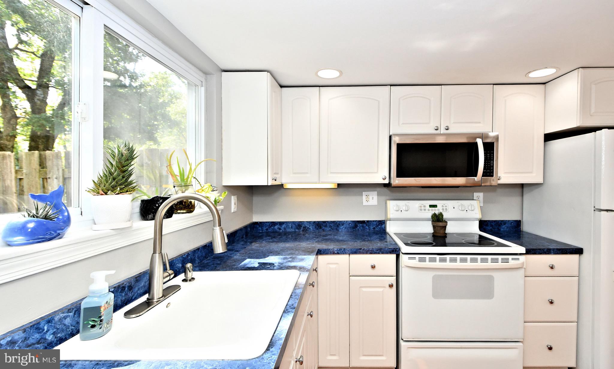 CHATHAM VIL OF TOW - Residential