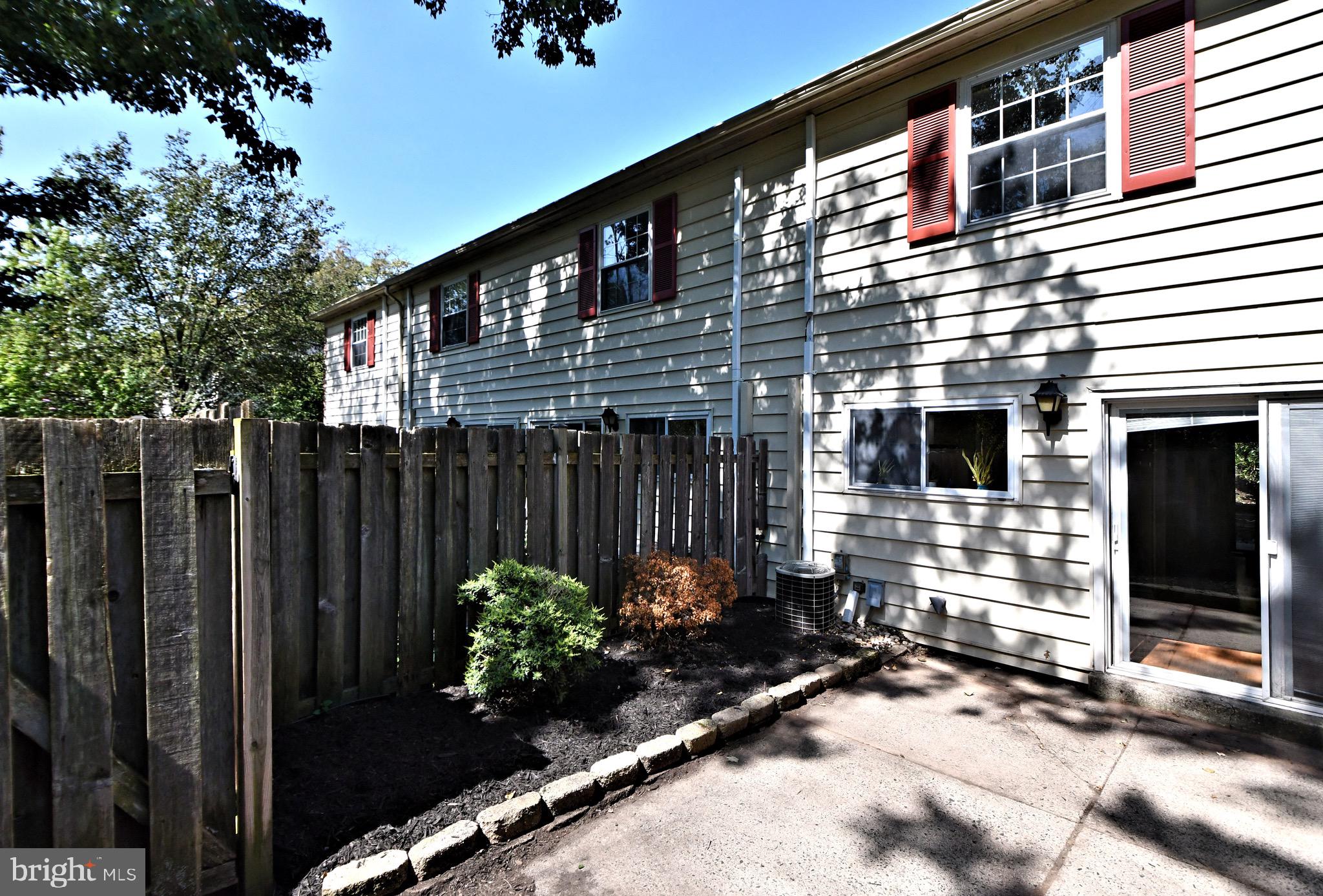 CHATHAM VIL OF TOW - Residential