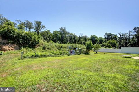 Tiny photo for 238 Parkway Drive, MOUNT HOLLY SPRINGS, PA 17065 (MLS # PACB2053214)