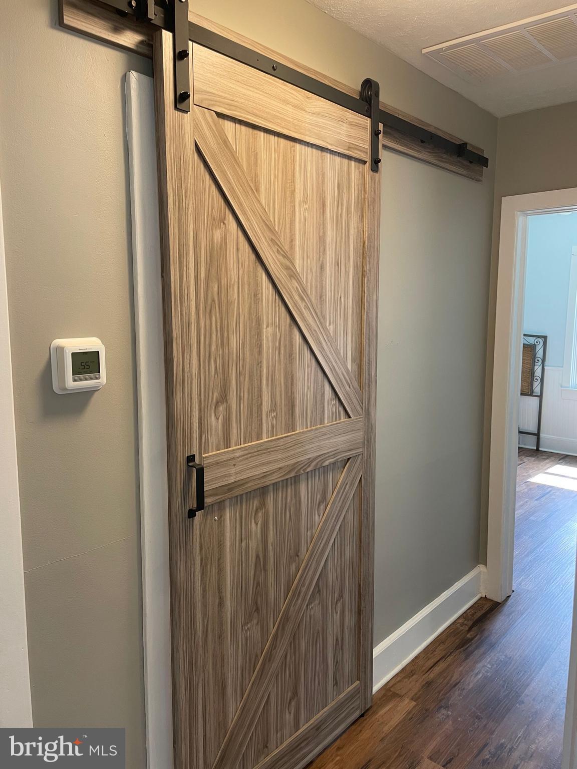 HAMBROOKS - Residential