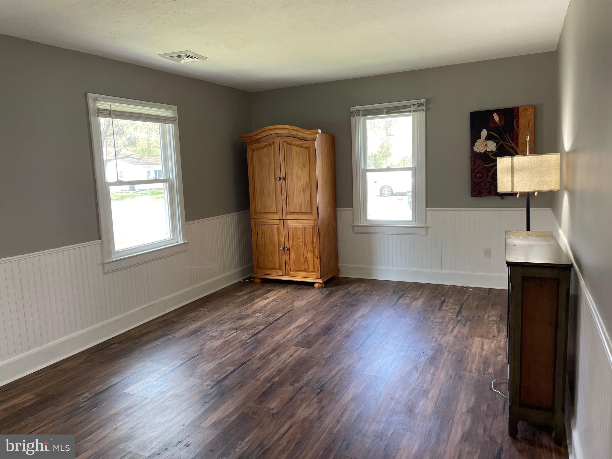 HAMBROOKS - Residential