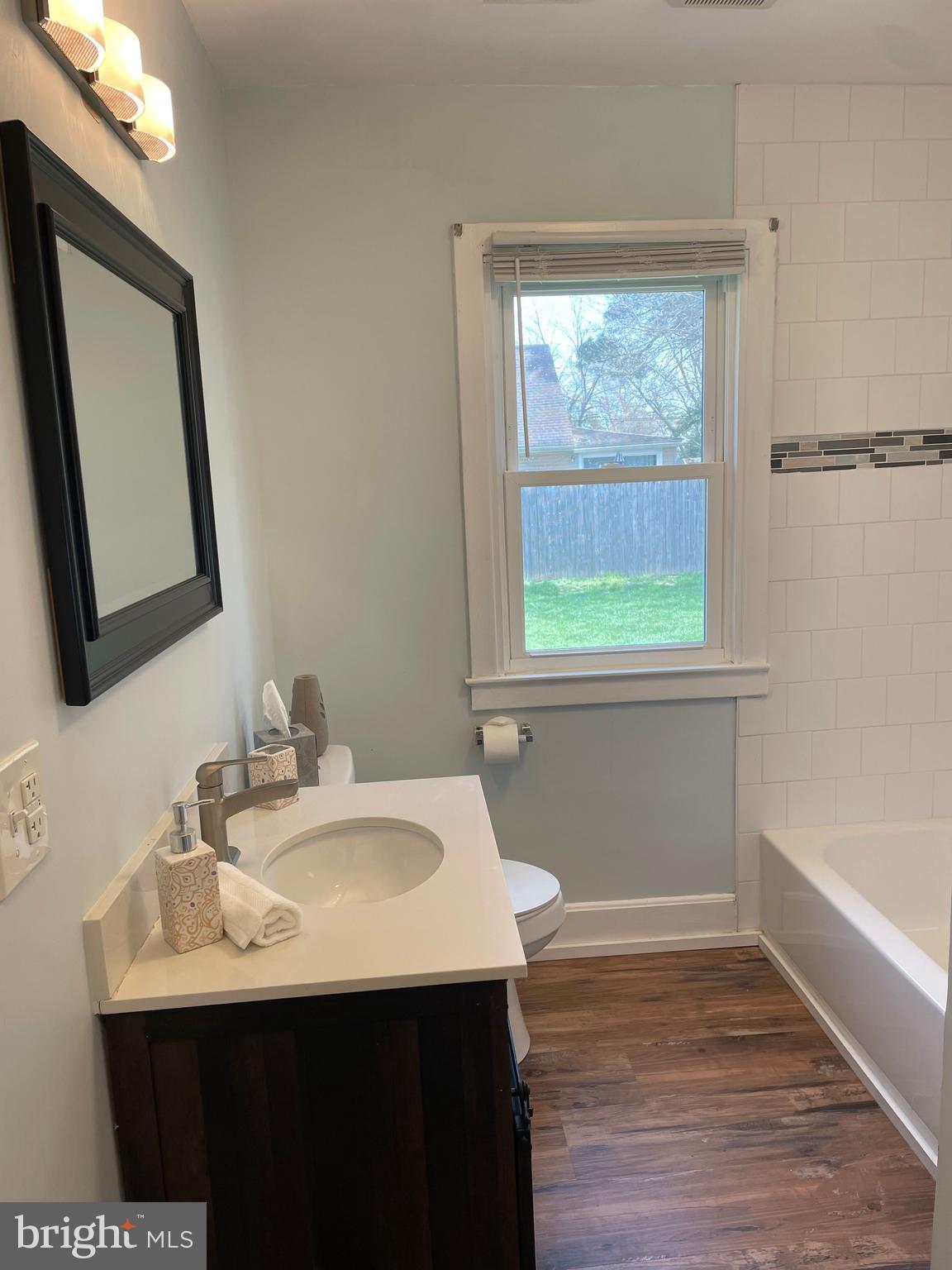 HAMBROOKS - Residential