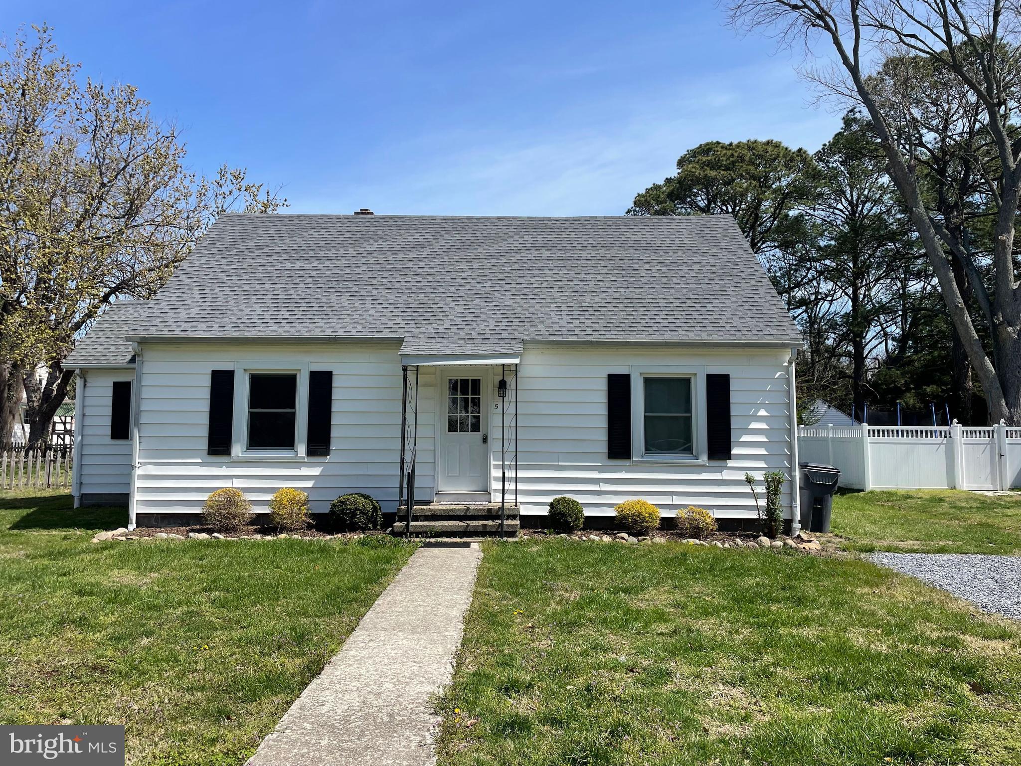 HAMBROOKS - Residential