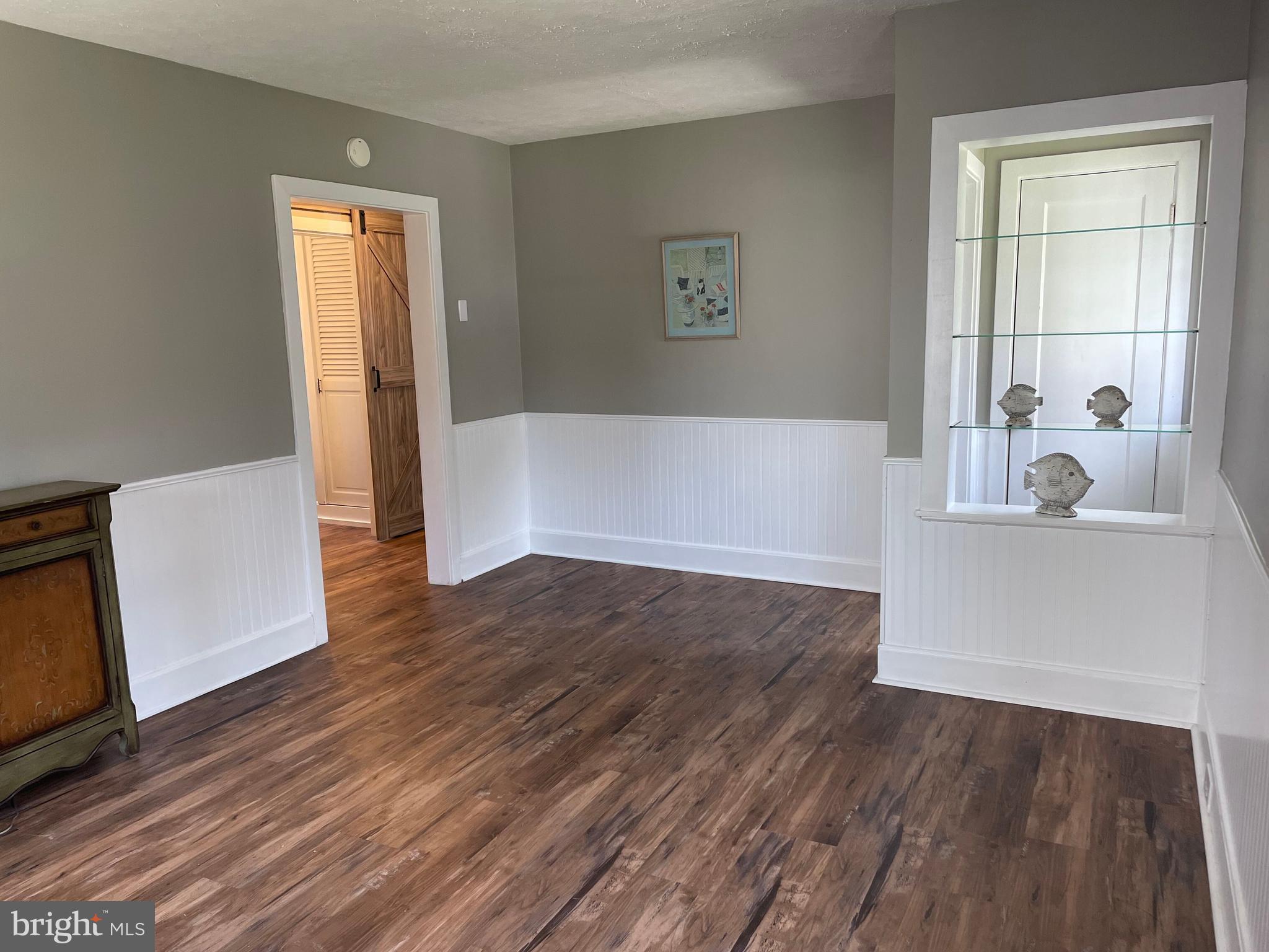 HAMBROOKS - Residential