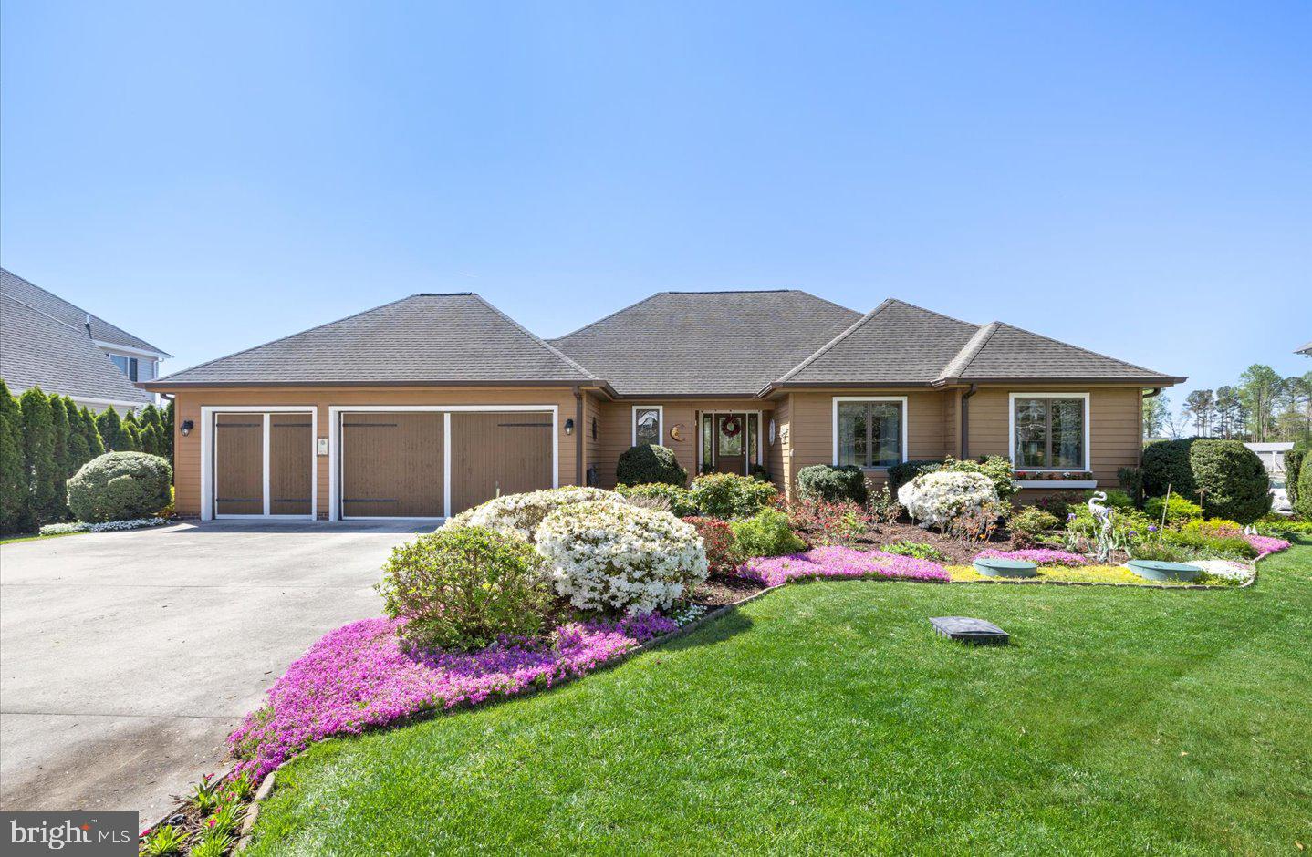 23096 LAKEWOOD CIRCLE